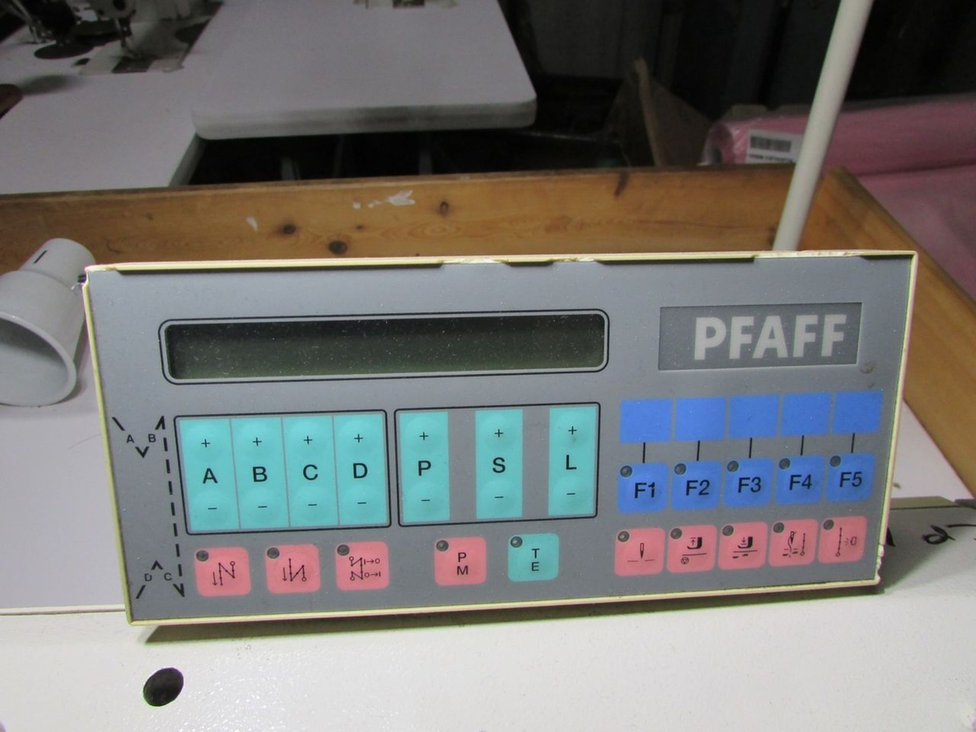 Pfaff Model 1053-8/31-900/24 Single Needle Lockstitch Sewing Machine, Back Tack, Pfaff Stitch - Image 6 of 9