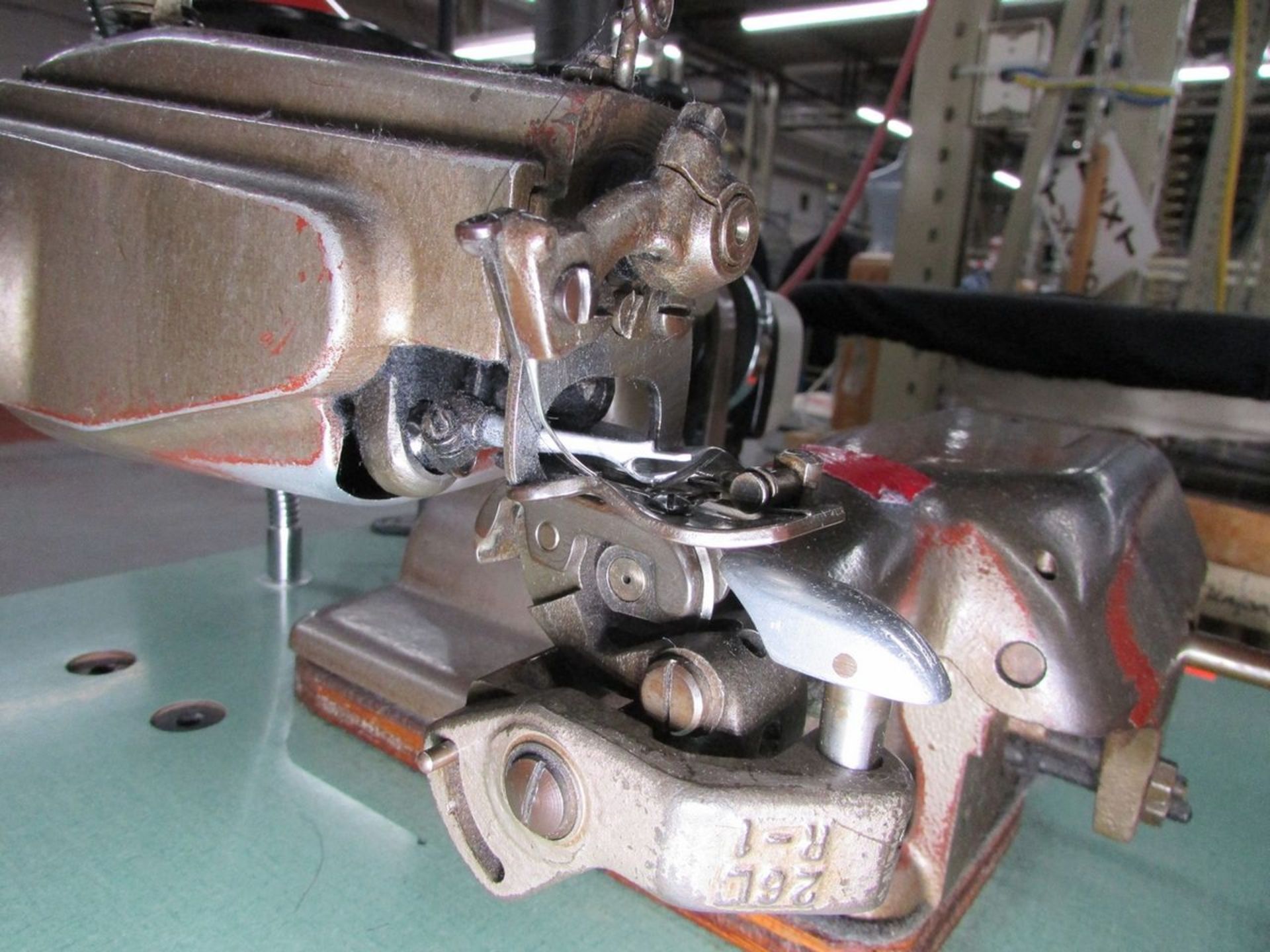 US Model 99-LR (S/N: 33114) Blind Stitch Sewing Machine, Auto Needle Positioner and Table - Image 5 of 10