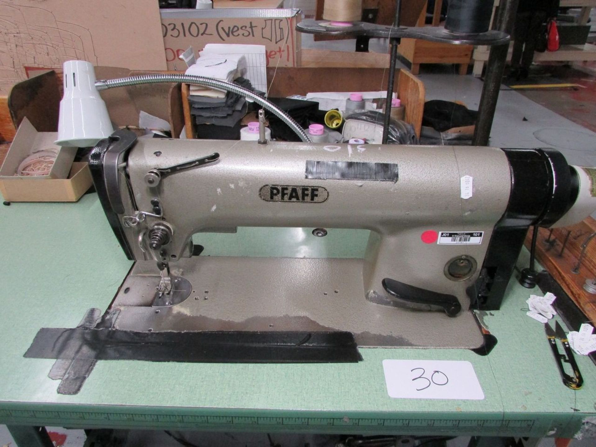 Pfaff Model 463-34/01 (S/N: 1292628) Single Needle Lockstitch Sewing Machine, Back Tack, Auto Needle - Image 3 of 9