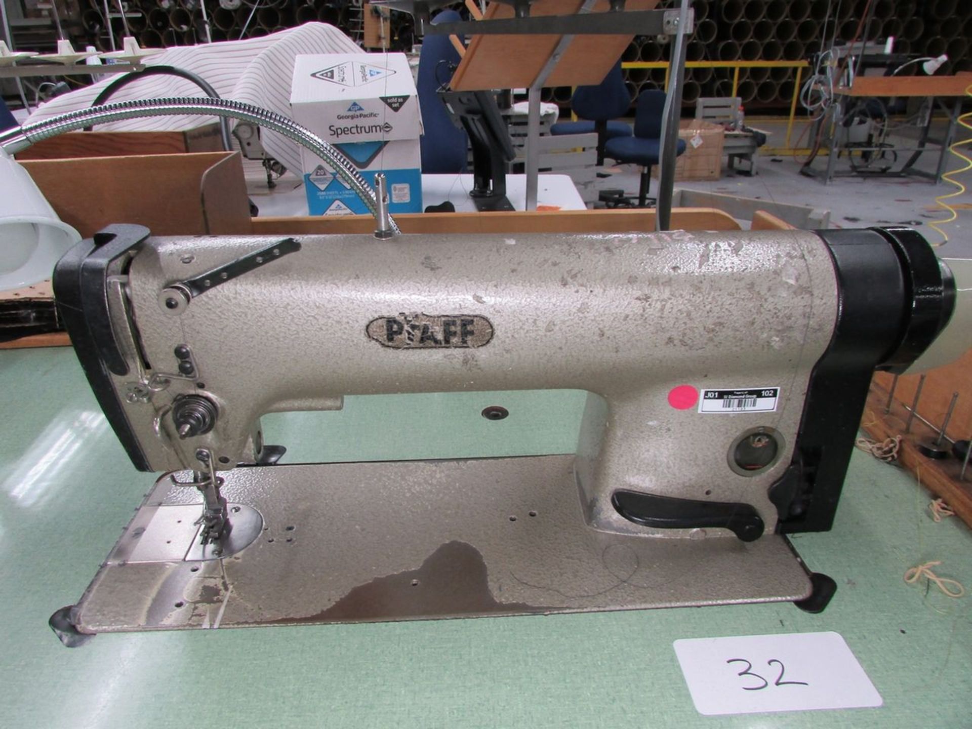 Pfaff Model 463-34/01 (S/N: 1310386) Single Needle Lockstitch Sewing Machine, Back Tack, Auto Needle - Image 3 of 9