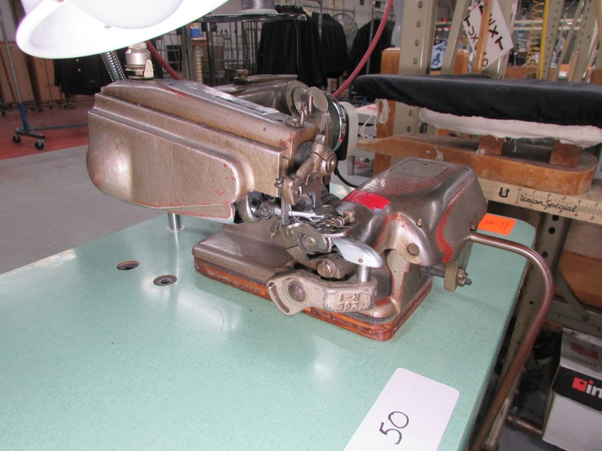 US Model 99-LR (S/N: 33114) Blind Stitch Sewing Machine, Auto Needle Positioner and Table - Image 4 of 10