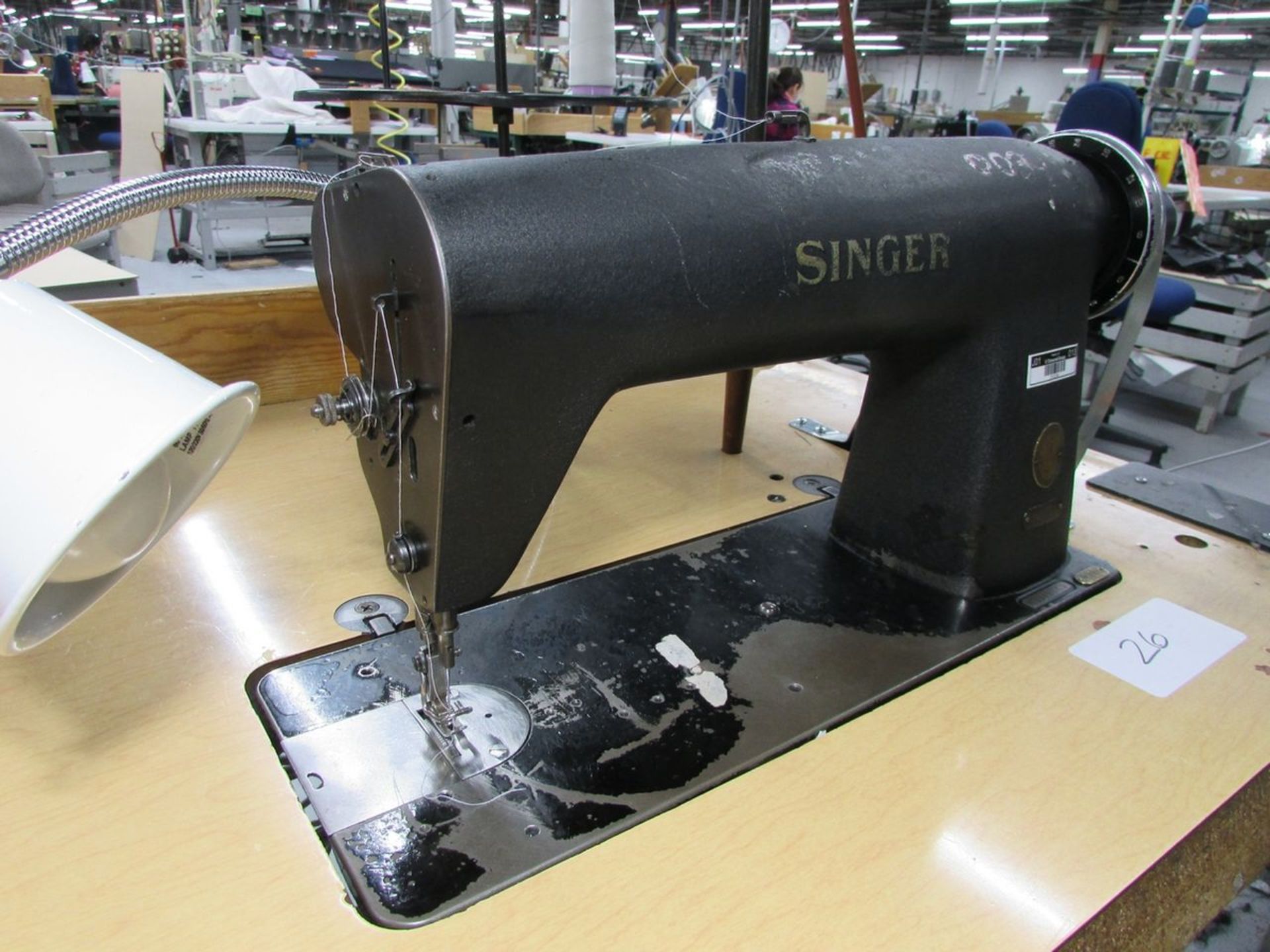 Singer Model 410W110 (S/N: W1188189) Single Needle Lockstitch Sewing Machine, Auto Needle - Image 4 of 9