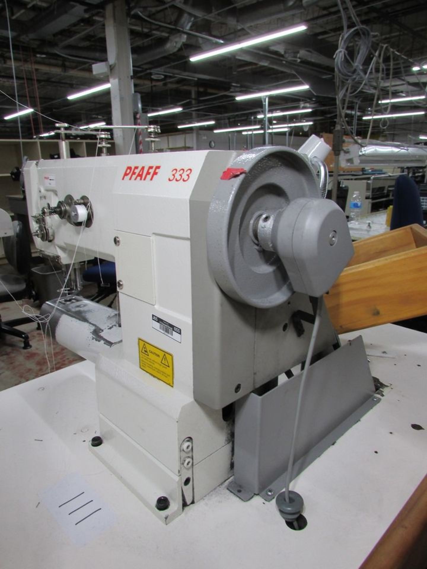 Pfaff Model 333G-712/02-6 (S/N: 2570829) Single Needle Lockstitch Cylinder Bed Sewing Machine, Pfaff - Image 9 of 10