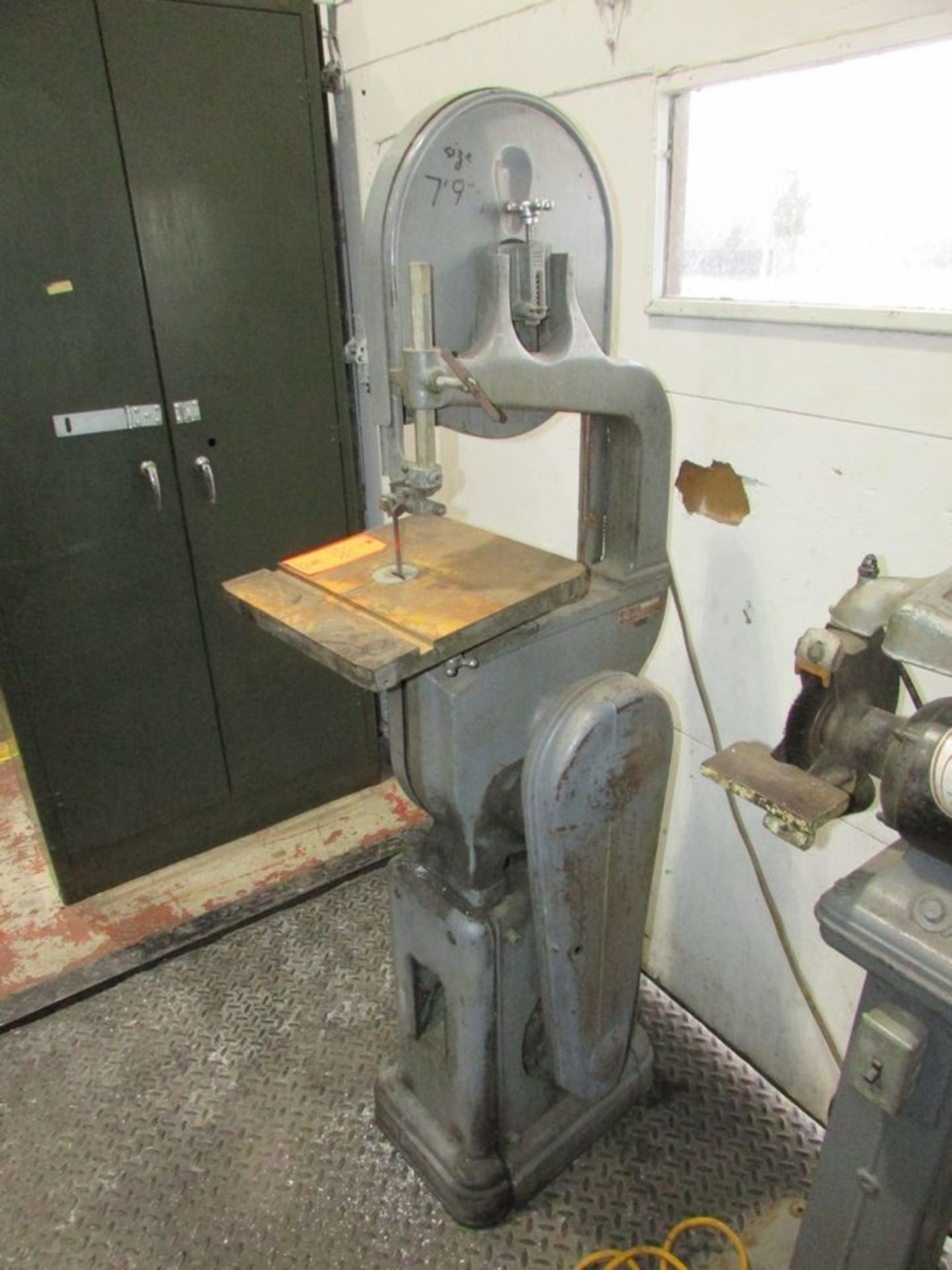 Delta Vertical Band Saw - Image 3 of 6