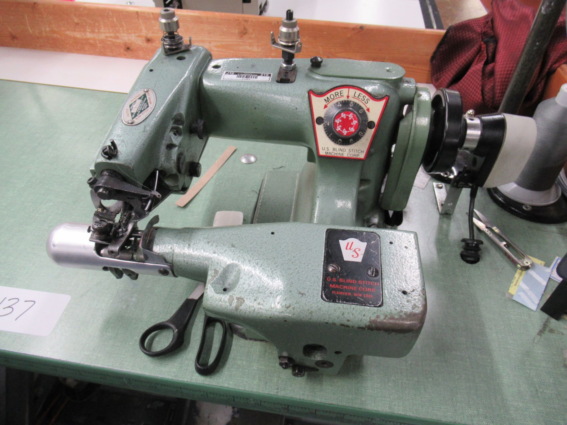 US Model 99 Blindstitch Sewing Machine, Auto Needle Positioner and Table