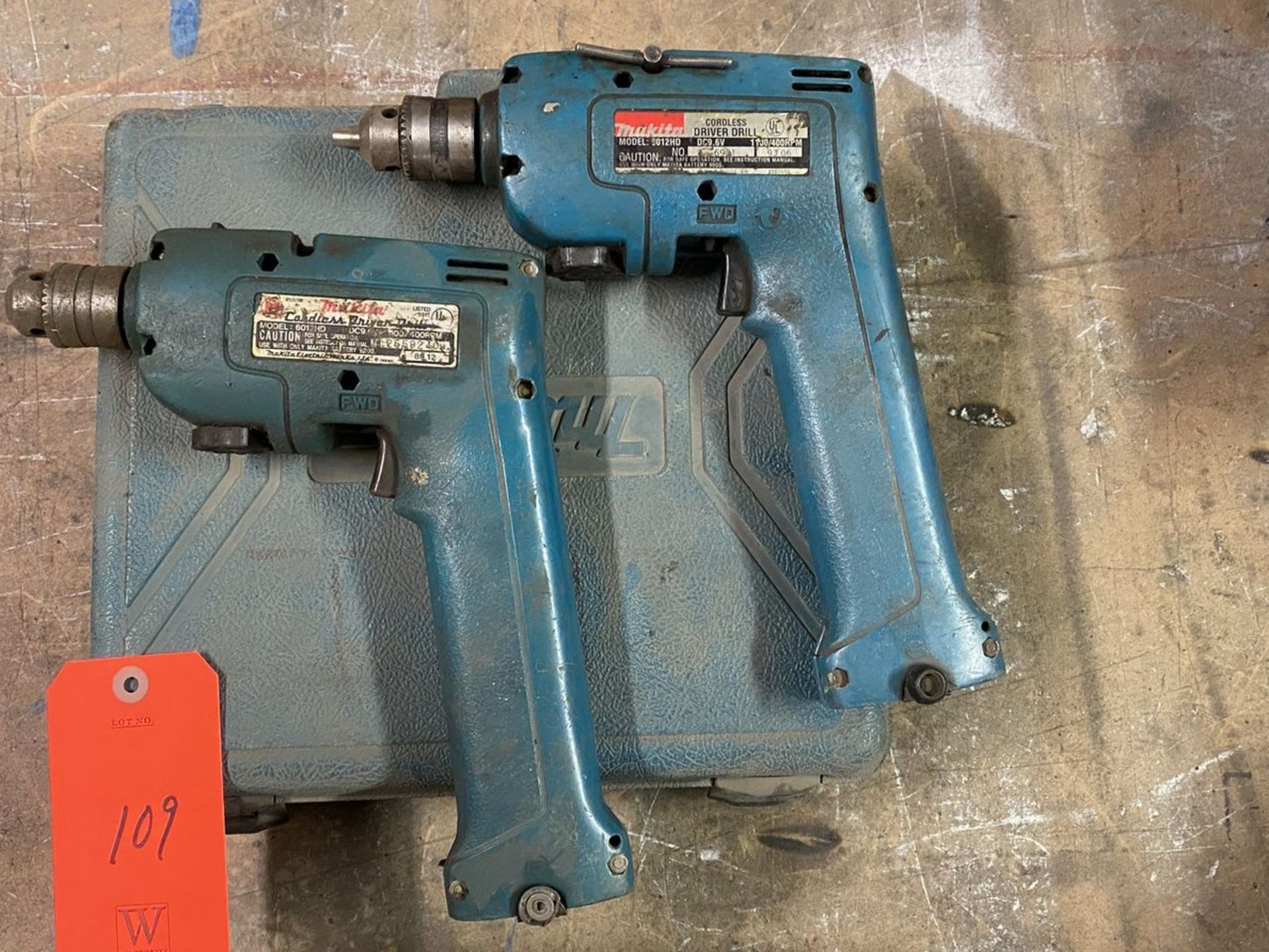 Lot - (2) Makita 3/8 in. Model 6012HD Cordless Driver Drills; 1,100/400 RPM, with Carrying Case - Image 2 of 3