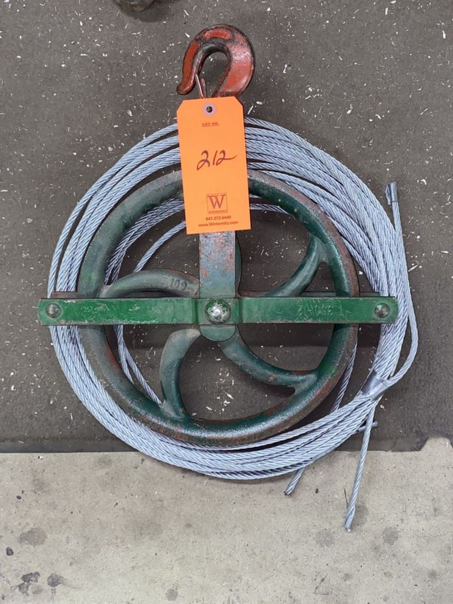 350 lb. Capacity Cable Pully