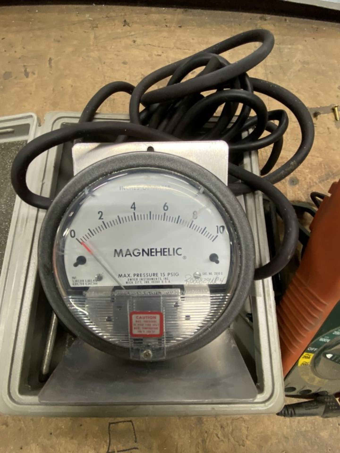 Lot - Dwyer Magnehelic Gauge; 15 Max. PSIG, 1/8 in. Process Connection Size, 4 in. Nominal Dial - Image 2 of 3