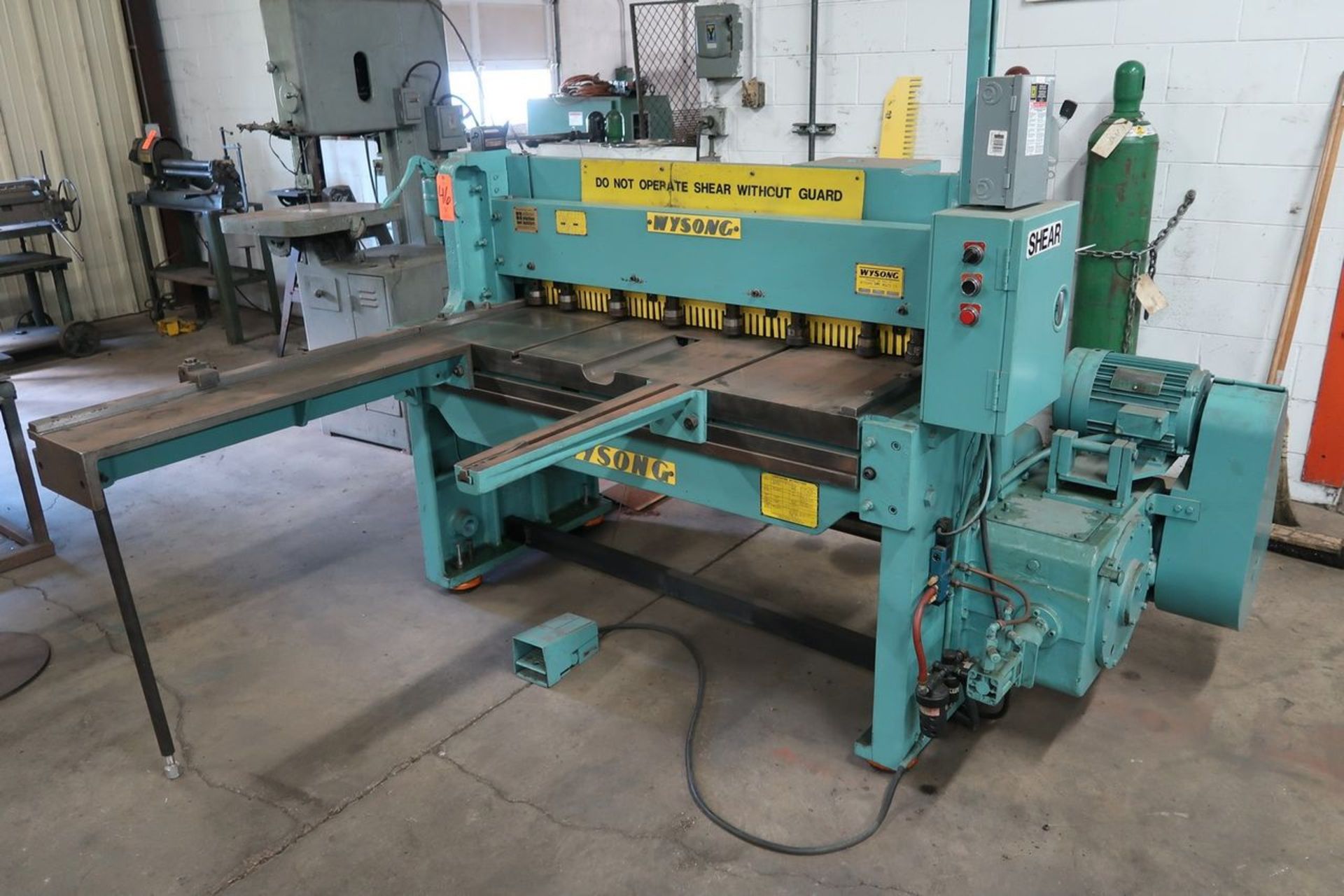 Wysong 52 in. x 12 ga. Model 1252 Power Shear, S/N: P13-1116; with Back Gauge, 40 in. Squaring - Image 2 of 7