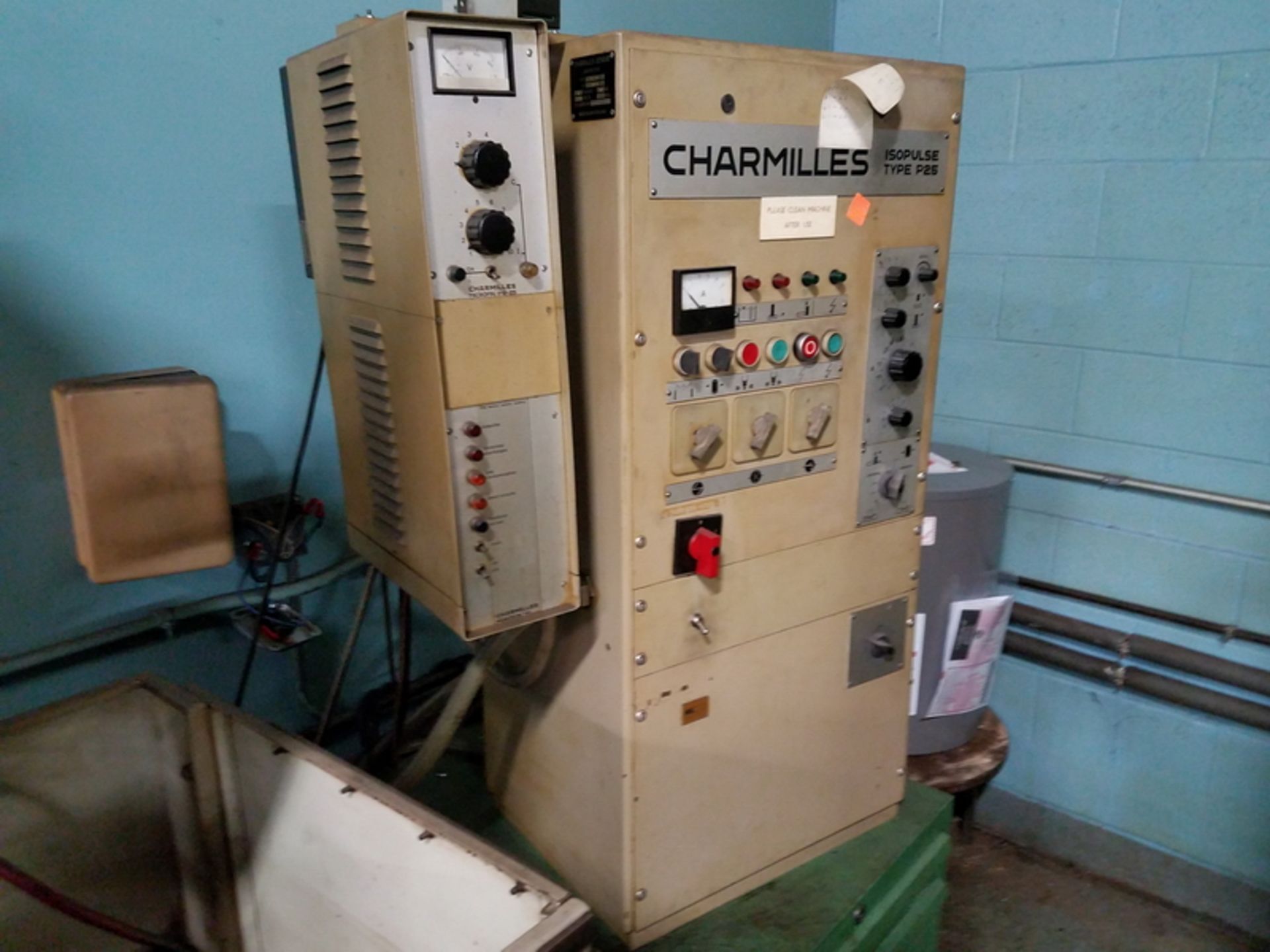 Charmilles Technologies D20 Bench-Top Electrode EDM, S/N: 61031; with 17-3/4 in. x 13-1/2 in. T-Slot - Image 3 of 8