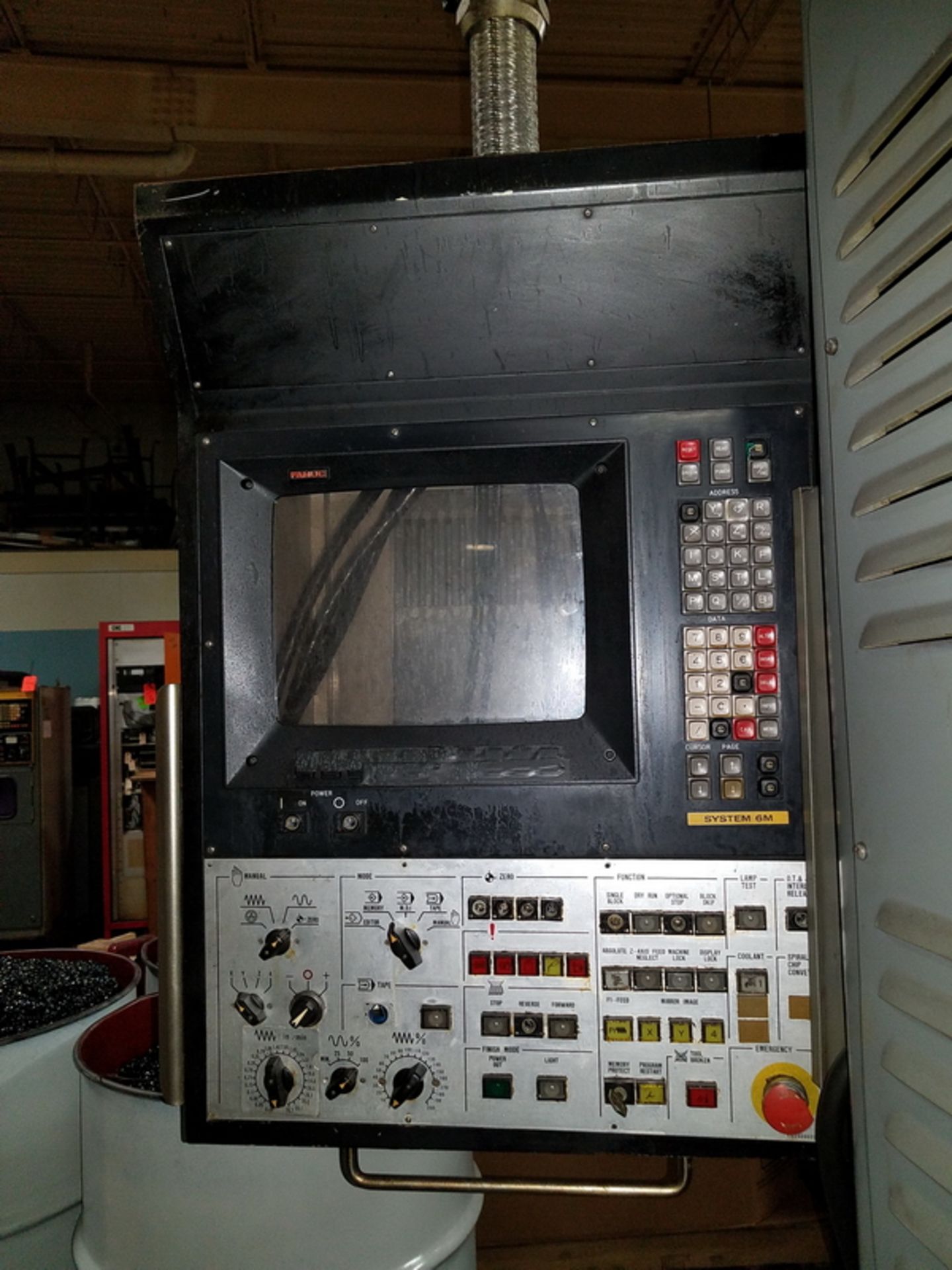 LeBlond Makino FNC74-A30 CNC Vertical Machining Center, S/N: A59-205 (1984); with 30-Position - Image 6 of 9