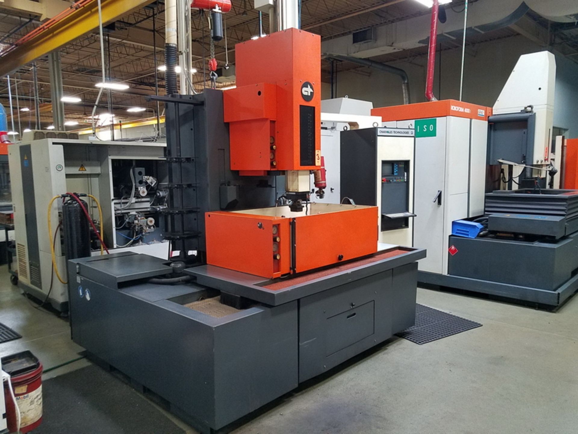 Charmilles Technologies Roboform 400 CNC Electrode EDM, S/N: 75440 (1990); with 31-1/2 in. x 22 - Image 2 of 8