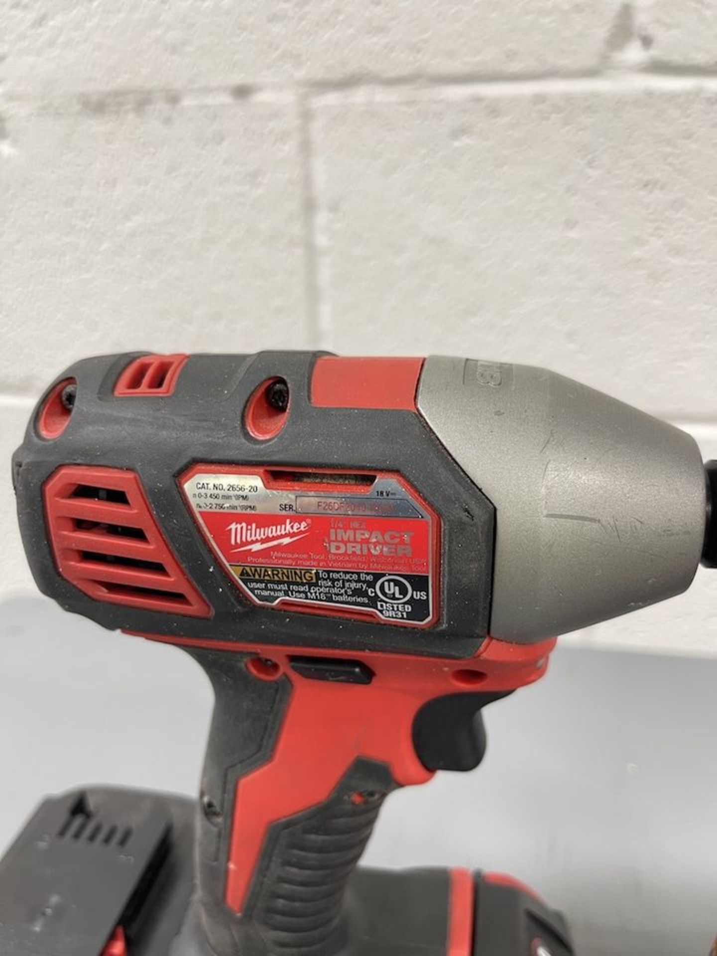 Lot - (1) Milwaukee 1/4 in. 18-V Hex Impact Driver; (1) Milwaukee 1/2 in. 18-V Drill Driver; - Image 2 of 4