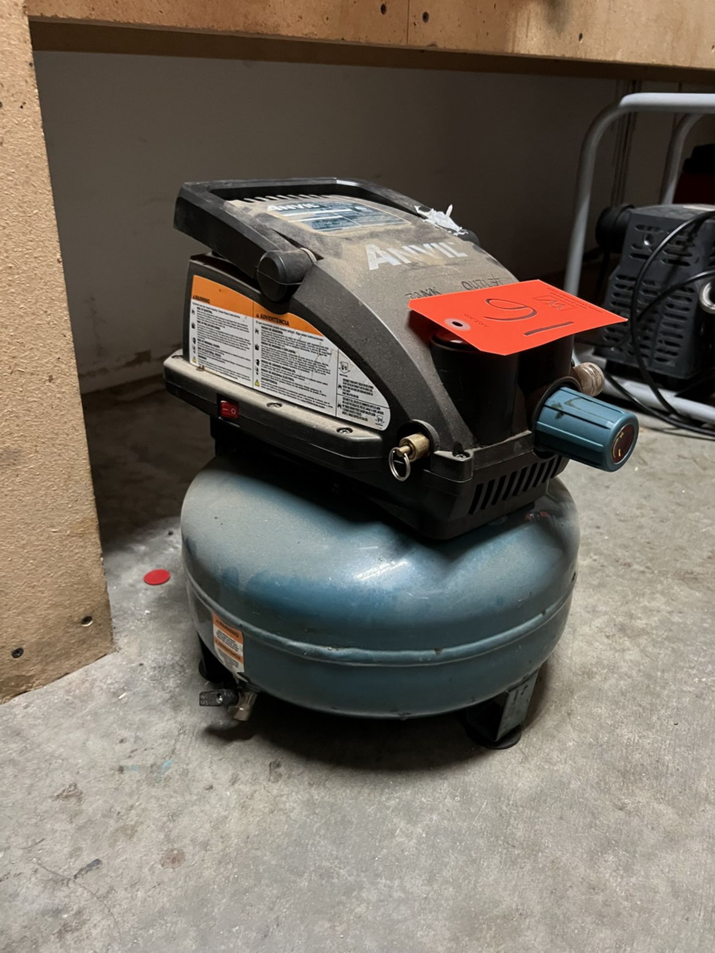 Anvil 2-Gal. Cap. Model 1002-714-647 Air Compressor, S/N: 4272018 (2018); 100-PSI, 0.7-SCFM @ 40-PSI - Image 2 of 4