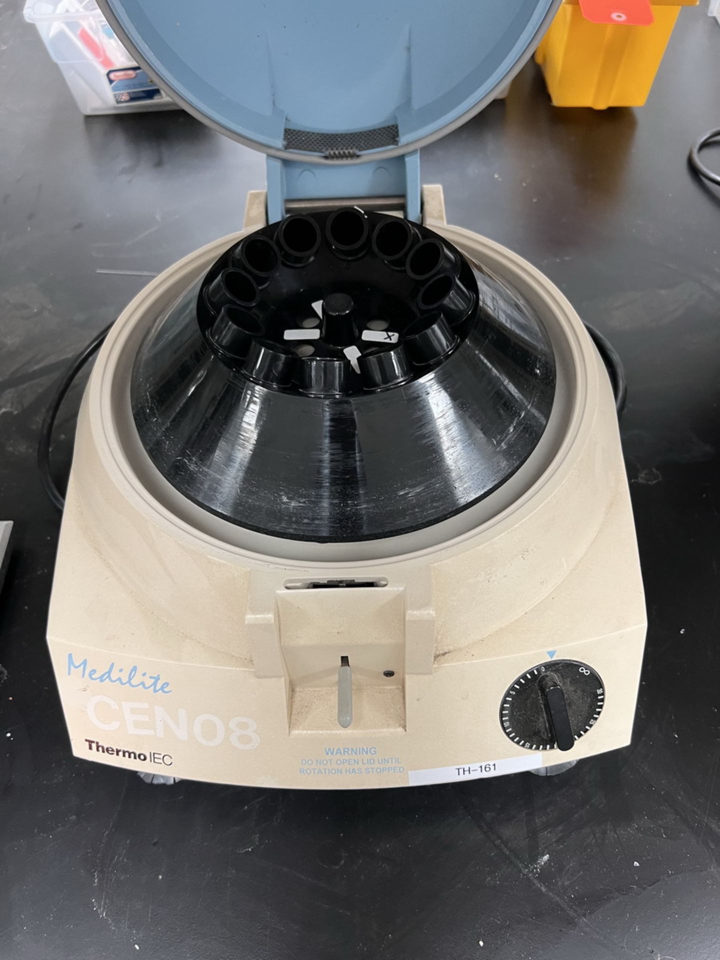 Thermo IEC MEDILITE 12 PLS Desk-Top/Bench-Top Centrifuge, S/N: 4580163 (2002); 120-V, 2.0-Amps, 60- - Image 4 of 6