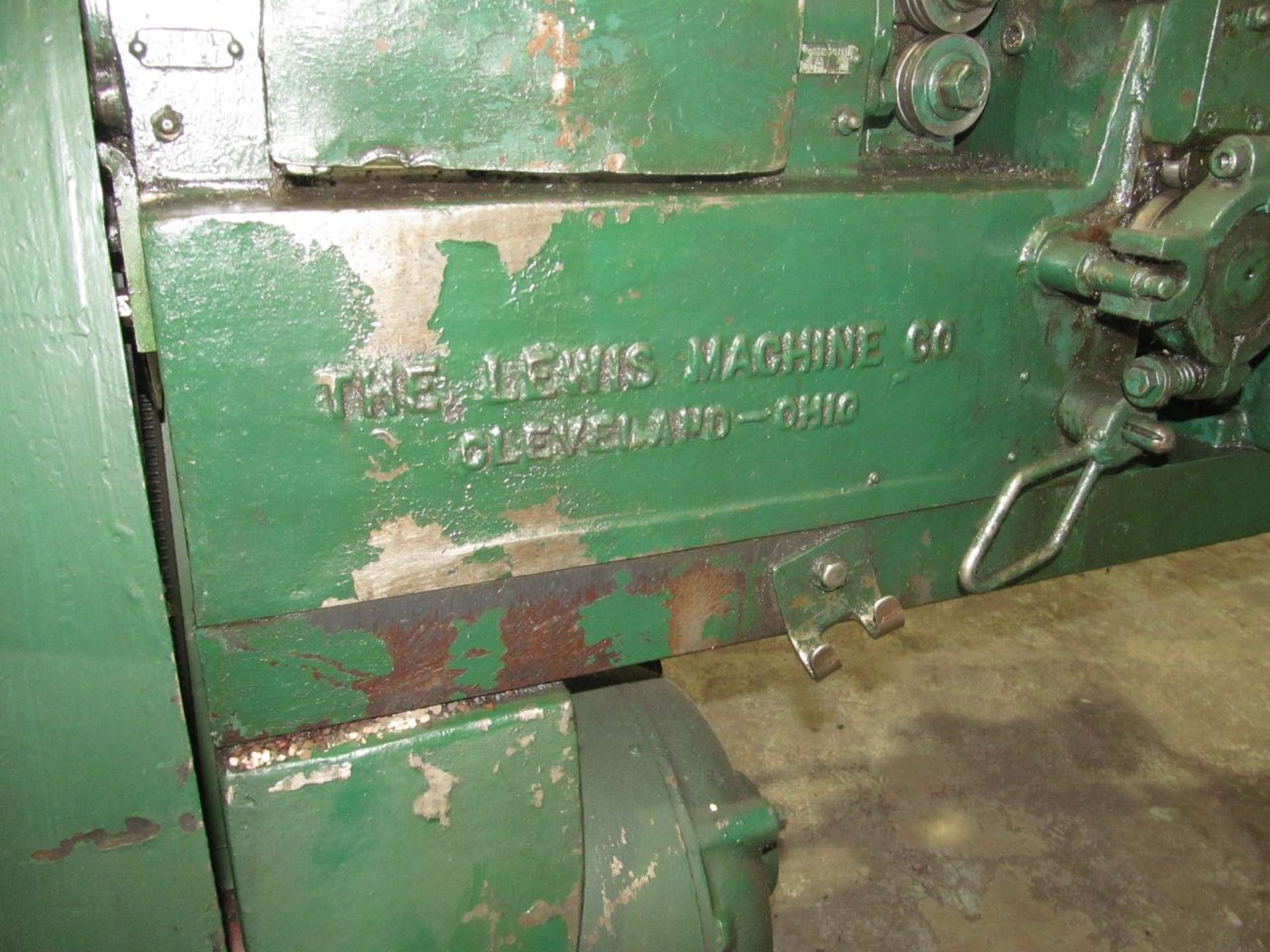 Lewis Machine Co. Wire Straightener; with 6 ft. Cutting Length (Located at 2630 Division St., - Image 4 of 6