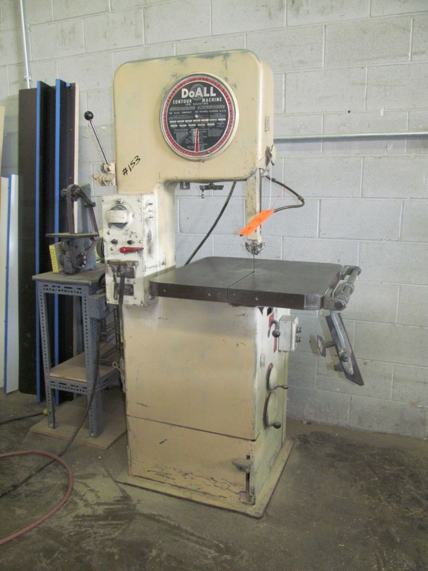 DoAll 16 in. Model 16-S.F.P. Job Selector Contour Vertical Band Saw, S/N: 79-561262; with 24 in. x - Image 2 of 7