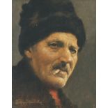 BERND FUNKE: Portrait eines Mannes mit Pelzmütze und Zigarette.