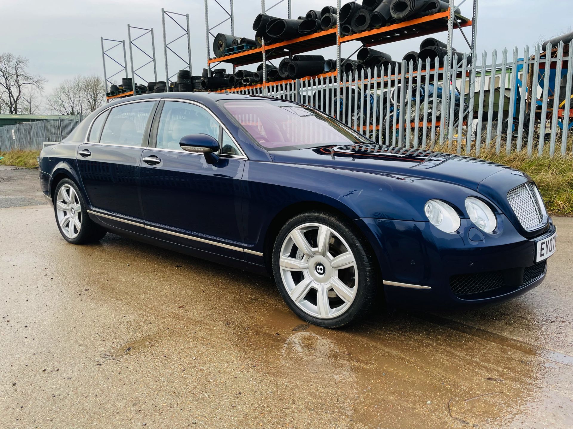 Reserve Met BENTLEY CONTINENTAL FLYING SPUR W12 (LUXURY LIMO) MASSIVE SPEC - MUST SEE - - Image 11 of 38