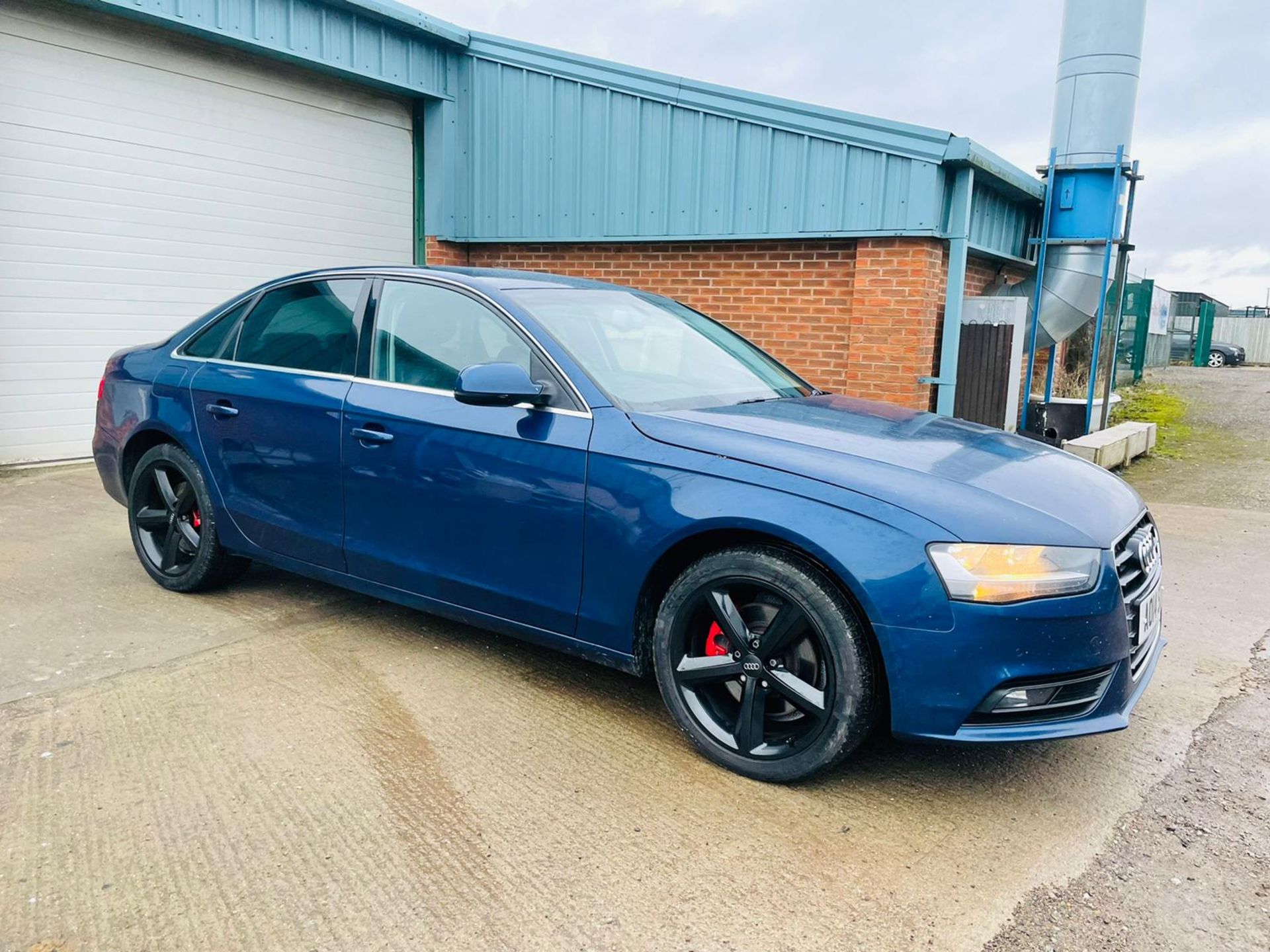 AUDI A4 2.0TDI TECHNIK "SE" (NEW SHAPE) 14 REG - LOW MILES - LEATHER - SAT NAV - MEGA SPEC - NO VAT!