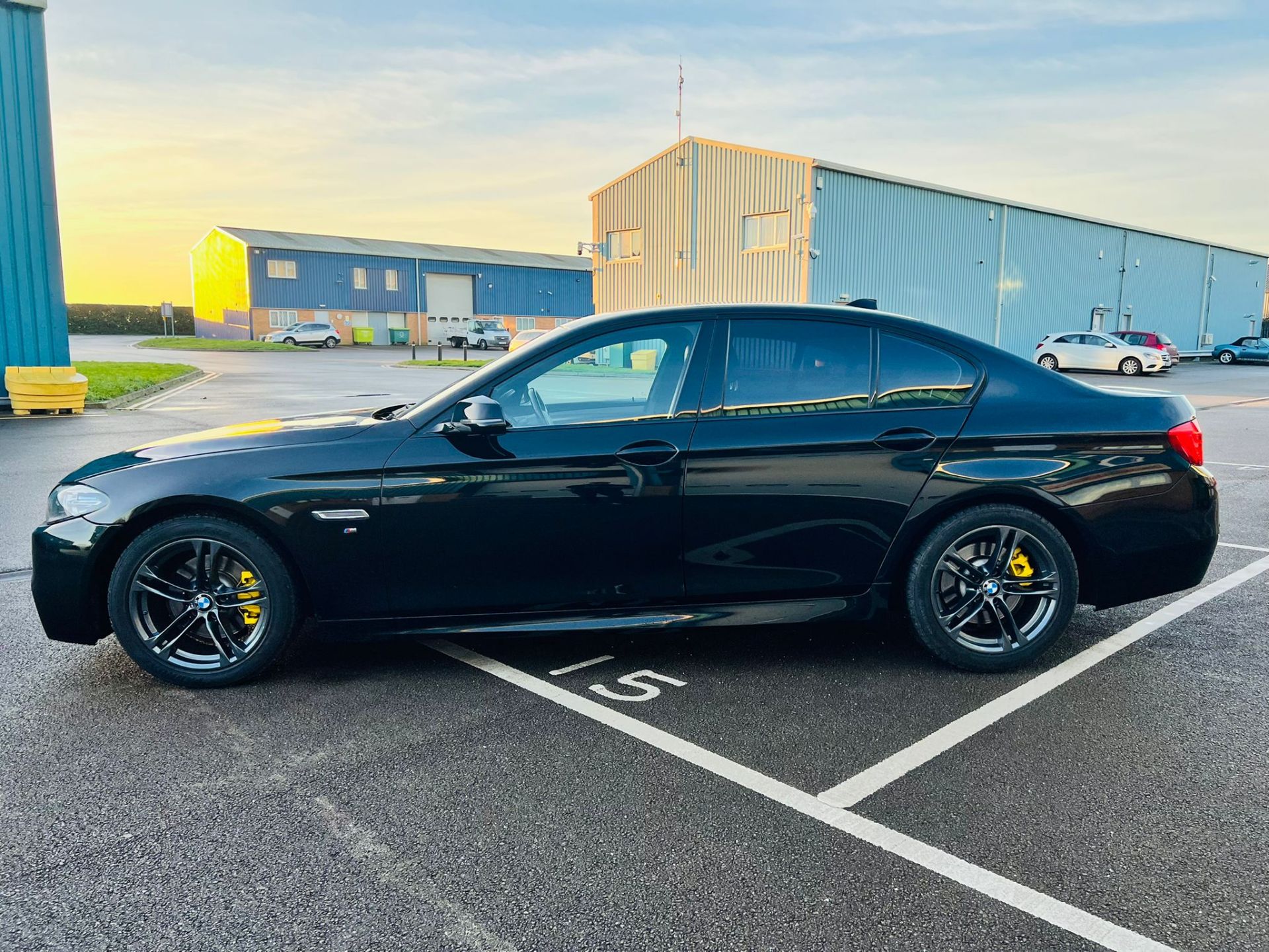 (RESERVE MET)BMW 520d M SPORT EDTION STEP AUTO BLACK (190 BHP)2016 -16REG - SAT NAV -AIR CON -EURO 6 - Image 5 of 28