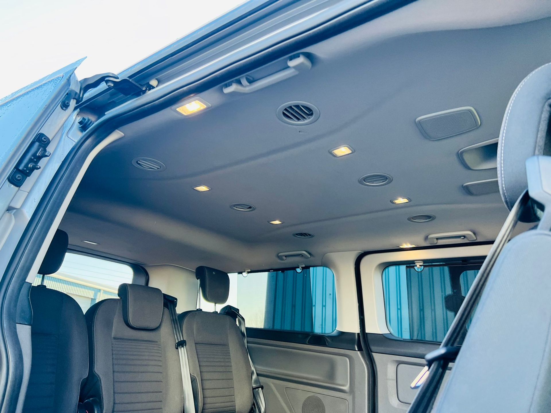 (Reserve Met) Ford Transit Custom 310 130 2.0 Tdci Titanium 9 Seater MiniBus 2019 Model - Air Con - - Image 32 of 36