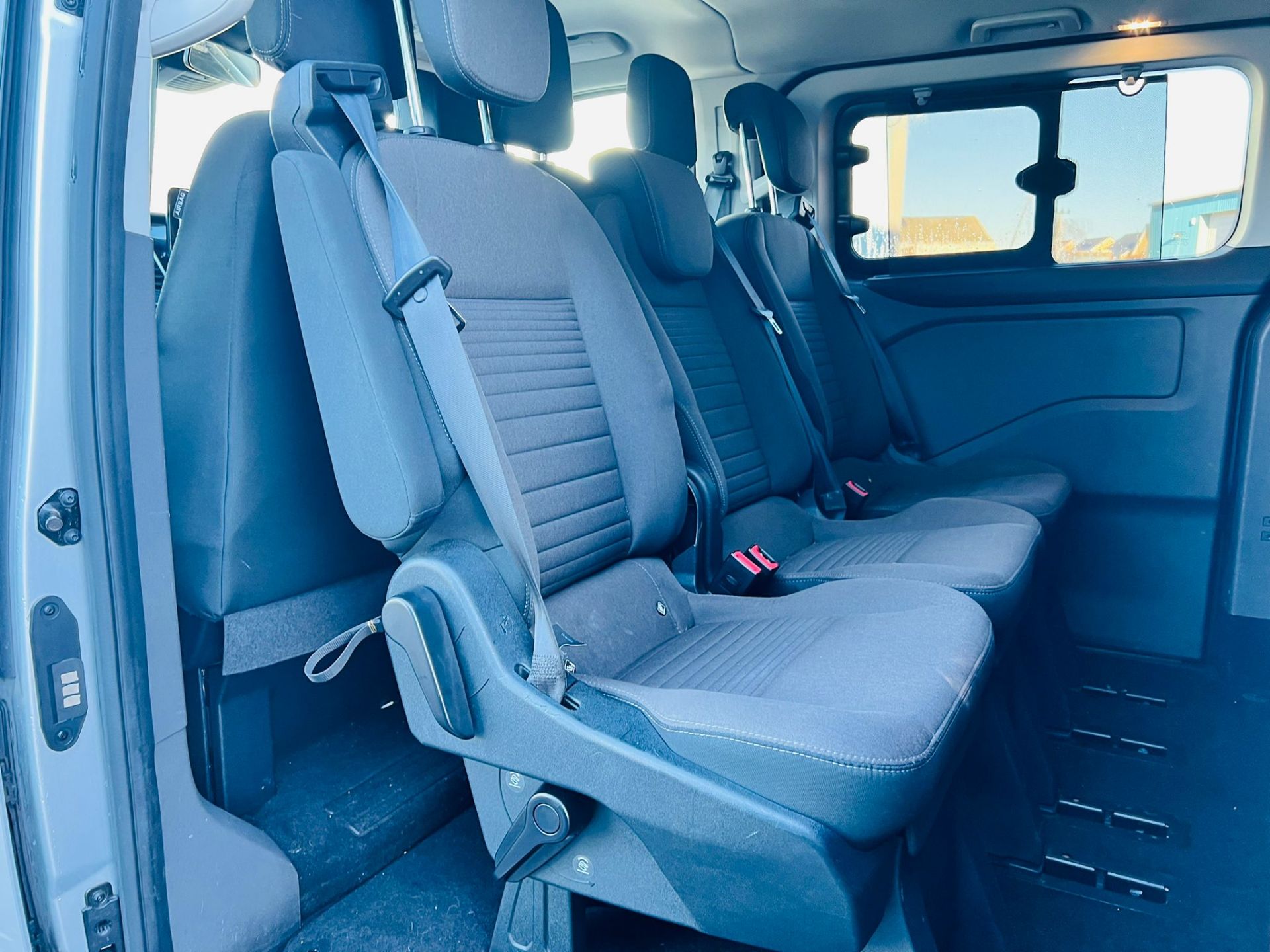 (Reserve Met) Ford Transit Custom 310 130 2.0 Tdci Titanium 9 Seater MiniBus 2019 Model - Air Con - - Image 12 of 36