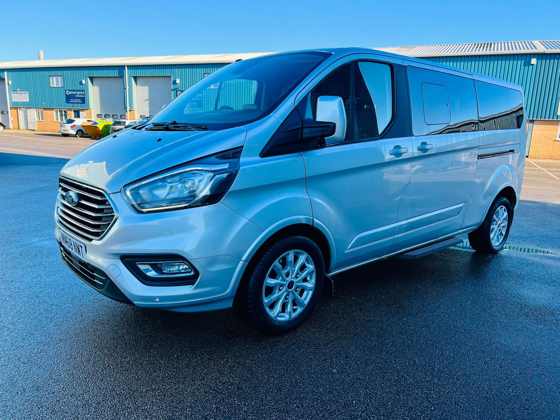 (Reserve Met) Ford Transit Custom 310 130 2.0 Tdci Titanium 9 Seater MiniBus 2019 Model - Air Con - - Image 2 of 36