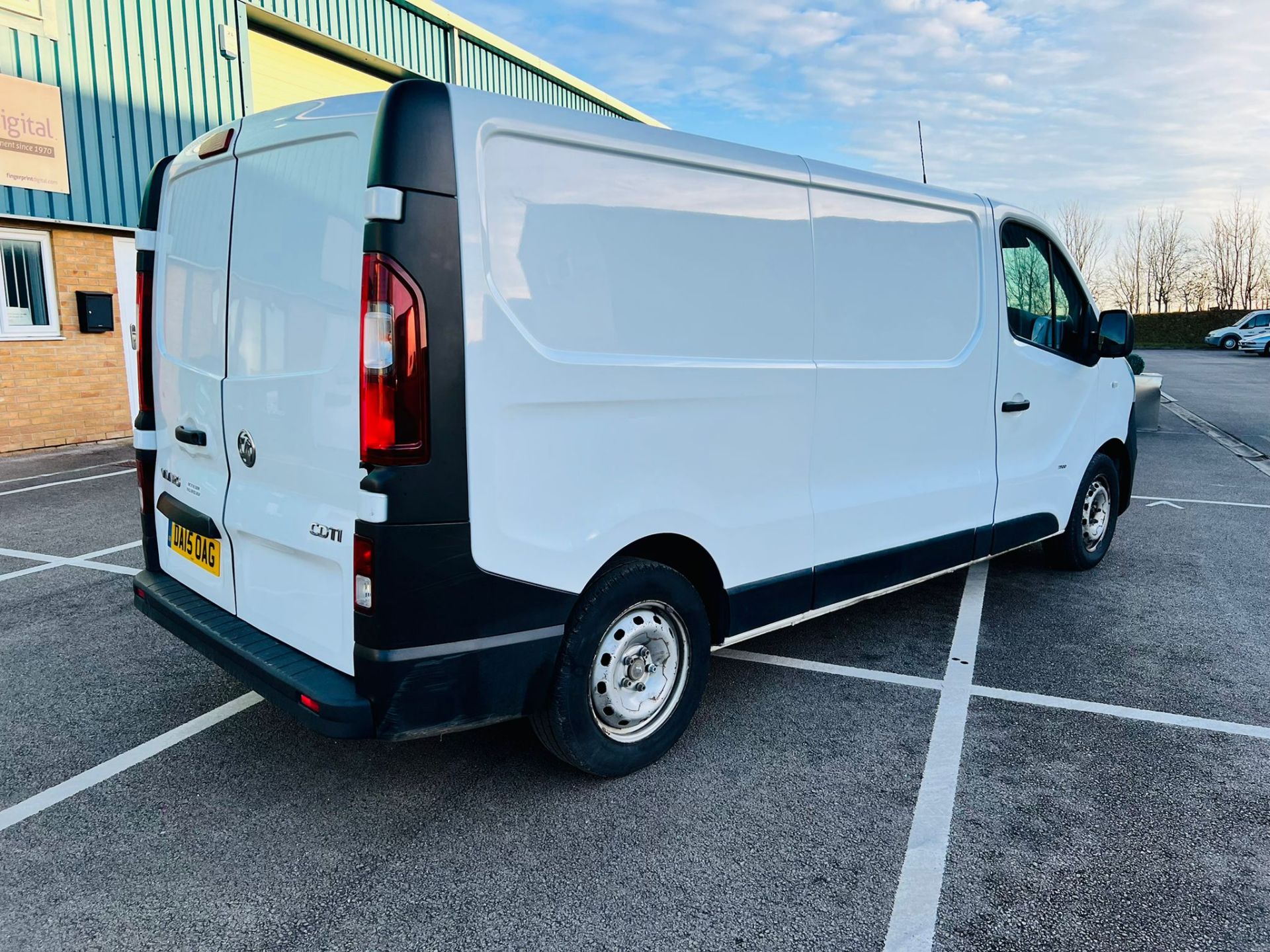 (Reserve Met) Vauxhall Vivaro 2900 1.6 CDTI Ecoflex - 2015 15Reg - LWB - 6 Speed - Service history - - Image 2 of 17