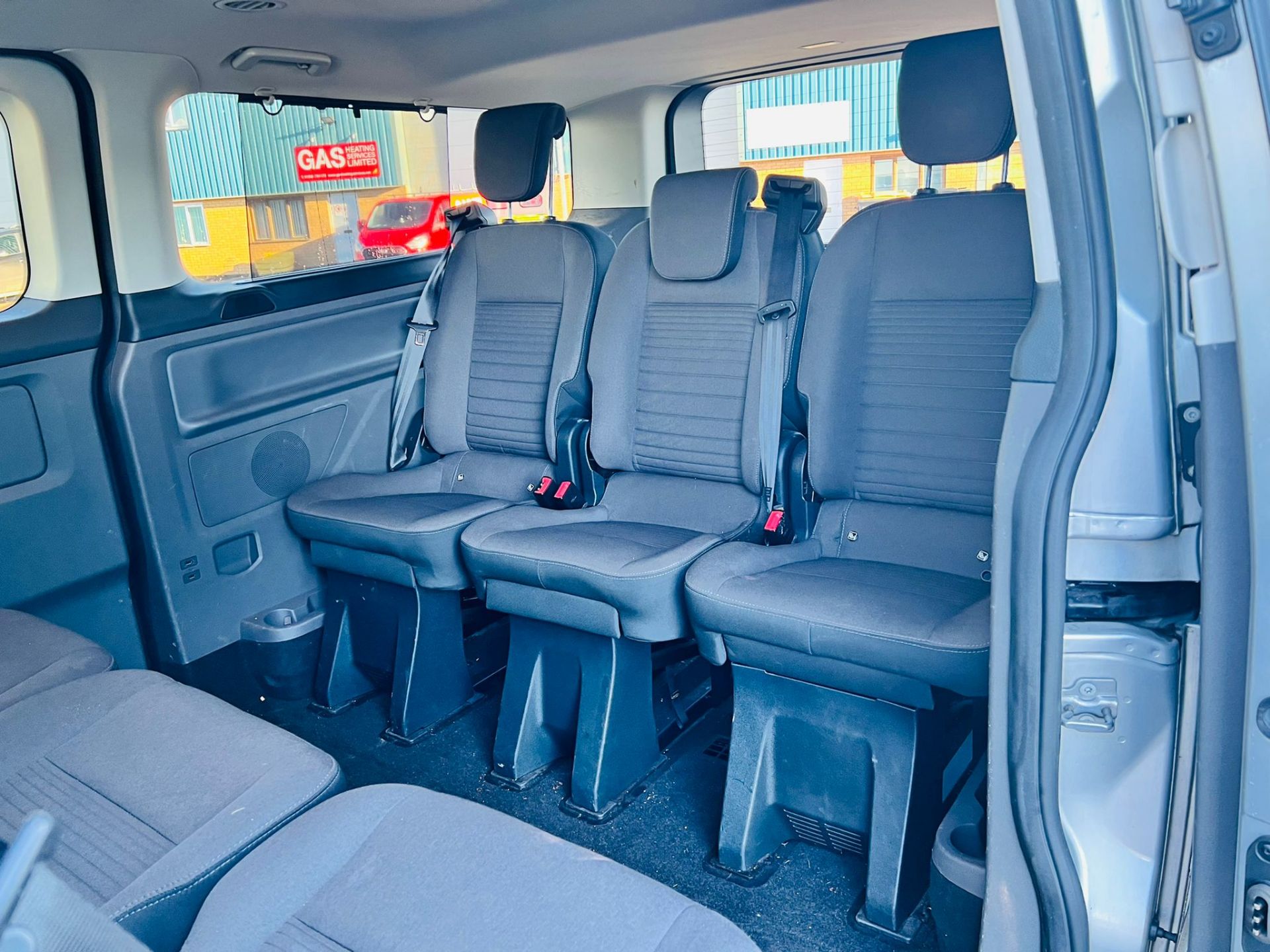 (Reserve Met) Ford Transit Custom 310 130 2.0 Tdci Titanium 9 Seater MiniBus 2019 Model - Air Con - - Image 15 of 36