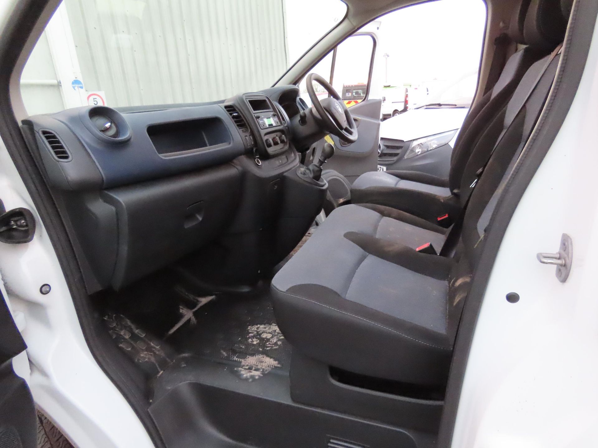 Vauxhall Vivaro 2900 1.6 CDTI - 2019 19 Reg - 6 Speed - Euro 6 ULEZ - ONLY 50K Miles - Image 9 of 12