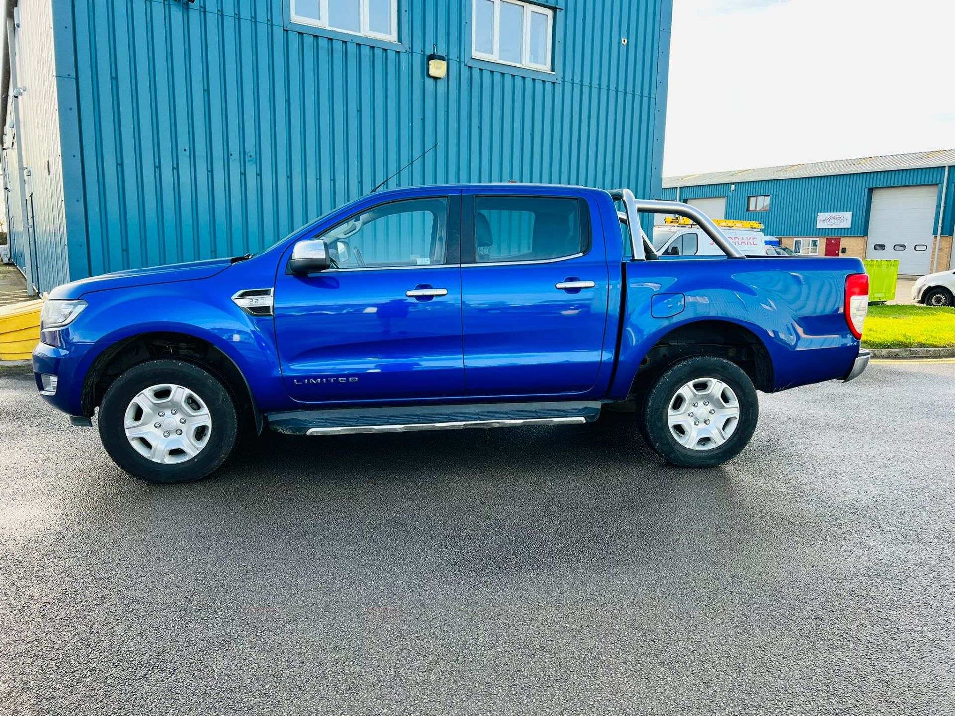 Ford Ranger 2.2 TDCI Limited 4x4 Double Cab - 2017 Model - Euro 6 - ULEZ Compliant - Air con - - Image 5 of 26