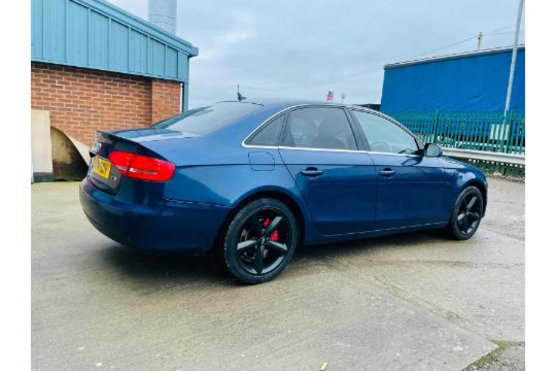 AUDI A4 2.0TDI (177) SE TECHNIK - 68K MILES - LEATHER - SAT NAV - MEGA SPEC - NEW SHAPE - BLACK PACK