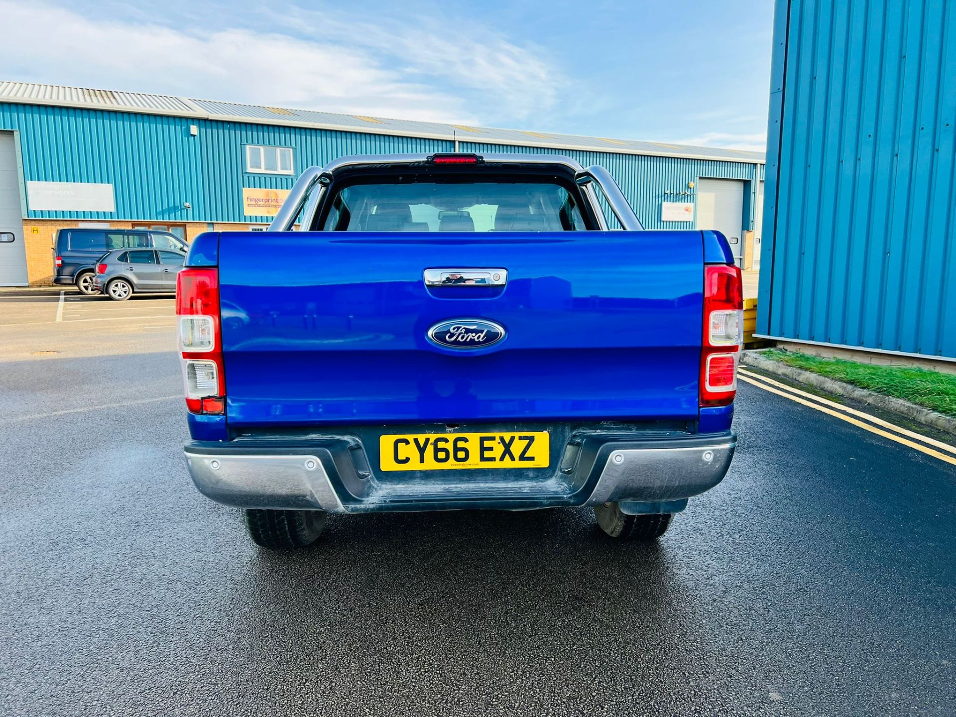 Ford Ranger 2.2 TDCI Limited 4x4 Double Cab - 2017 Model - Euro 6 - ULEZ Compliant - Air con - - Image 7 of 26