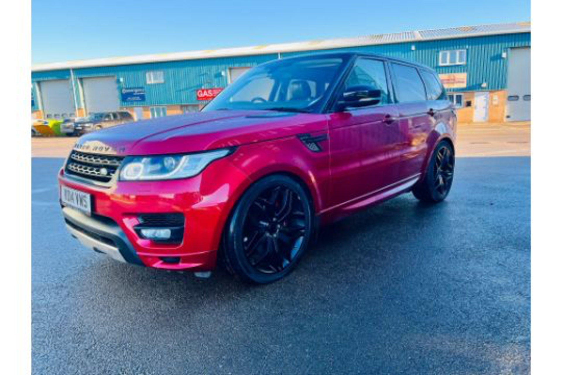 Range Rover Sport 3.0 SD 'V6 AUTOBIOGRAPHY' DYNAMIC Auto - MEGA SPEC!! - PAN ROOF - TV - 22" WHEELS