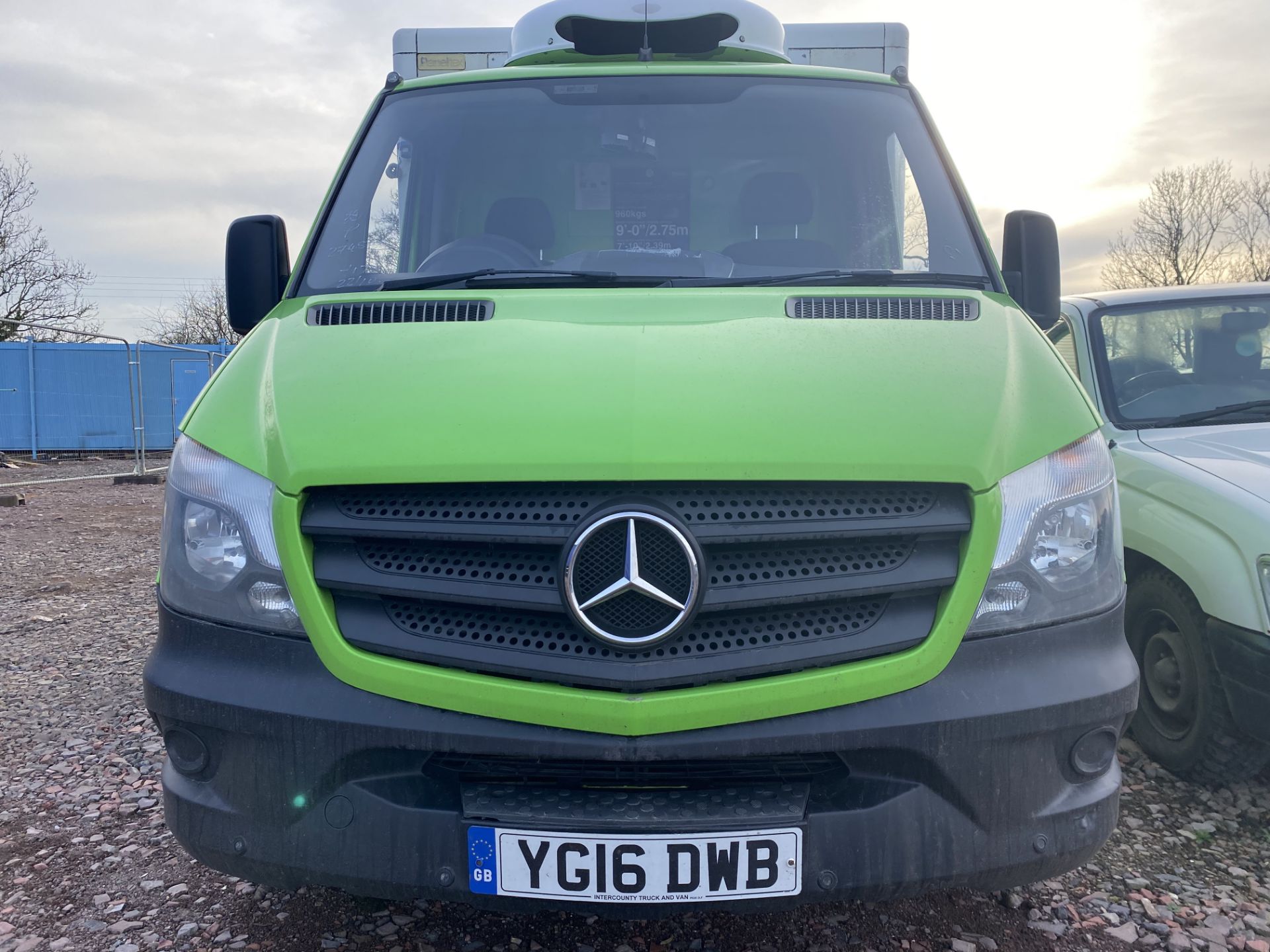 Reserve Met Mercedes sprinter 313cdi lwb Fridge / Freezer Box Van - 2016 REG - Overnight Standby - Image 3 of 11