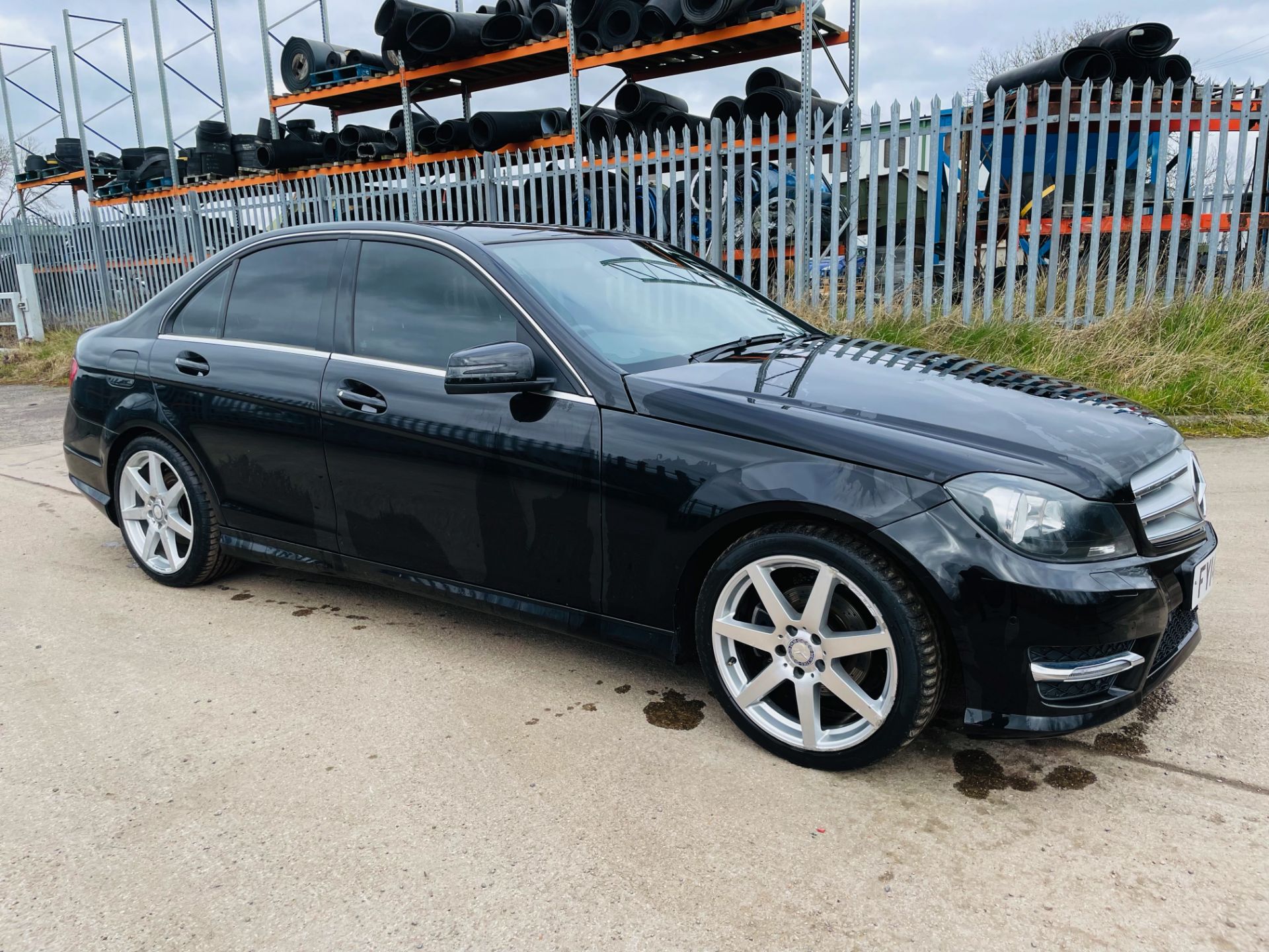 (RESERVE MET)MERCEDES C250CDI 'AMG-LINE SPORT "AUTO" 14 REG - ONLY 24K MILES GENUINE - NO VAT!!! - Image 2 of 23