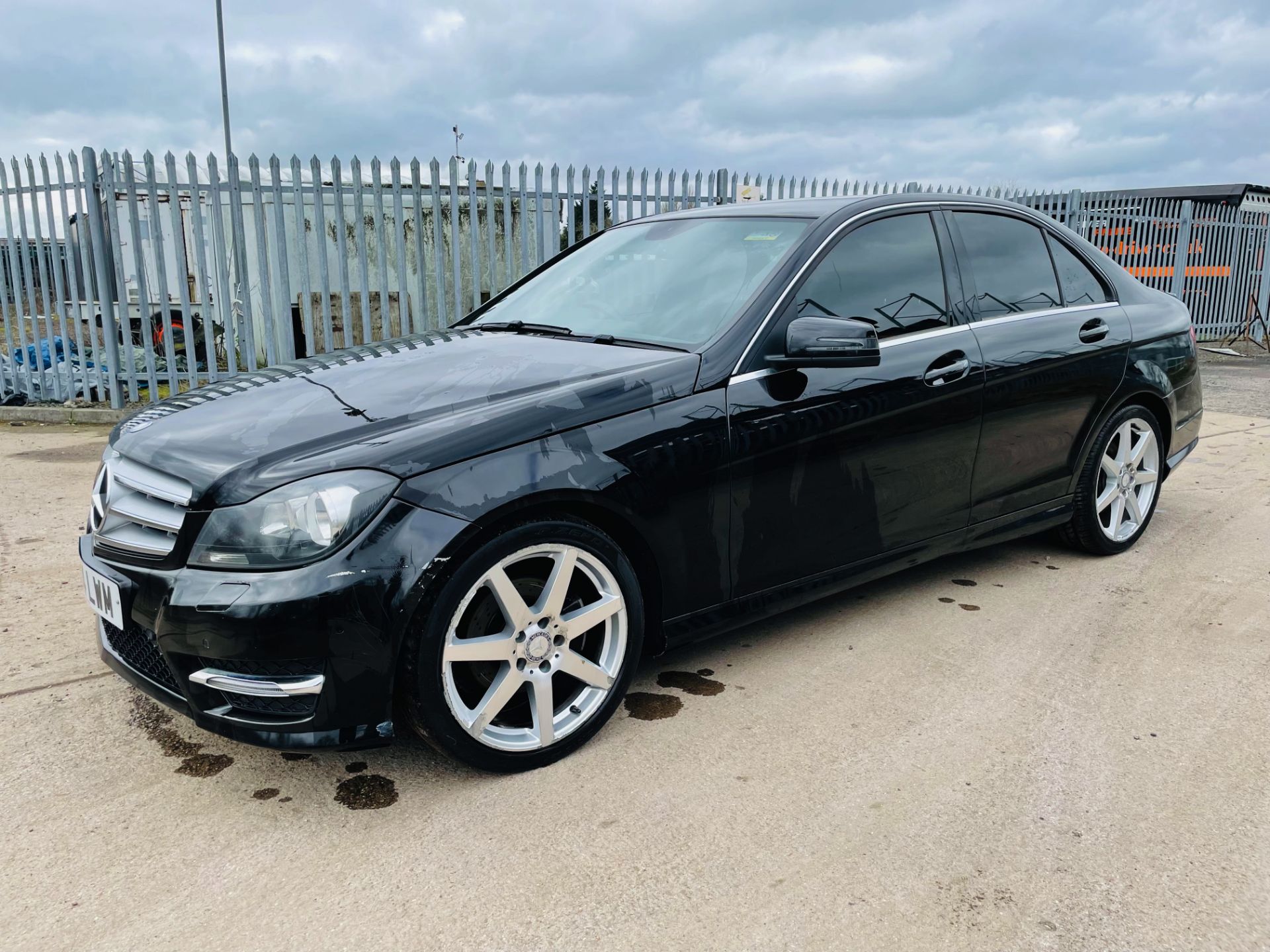 (RESERVE MET)MERCEDES C250CDI 'AMG-LINE SPORT "AUTO" 14 REG - ONLY 24K MILES GENUINE - NO VAT!!! - Image 5 of 23