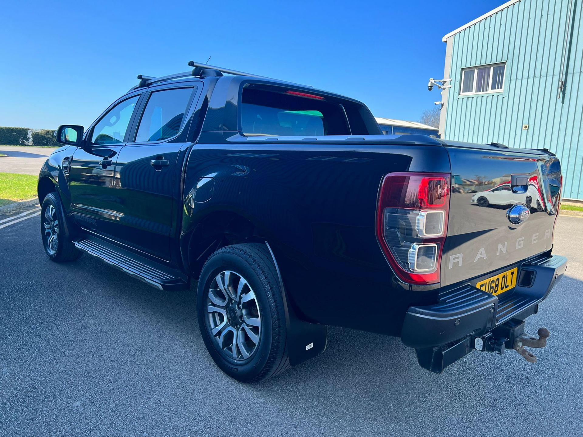 (RESERVE MET) Ford Ranger 3.2 TDCI WILDTRAK "Automatic - Huge Spec - Sat Nav - Leather 2019 year - Image 6 of 33