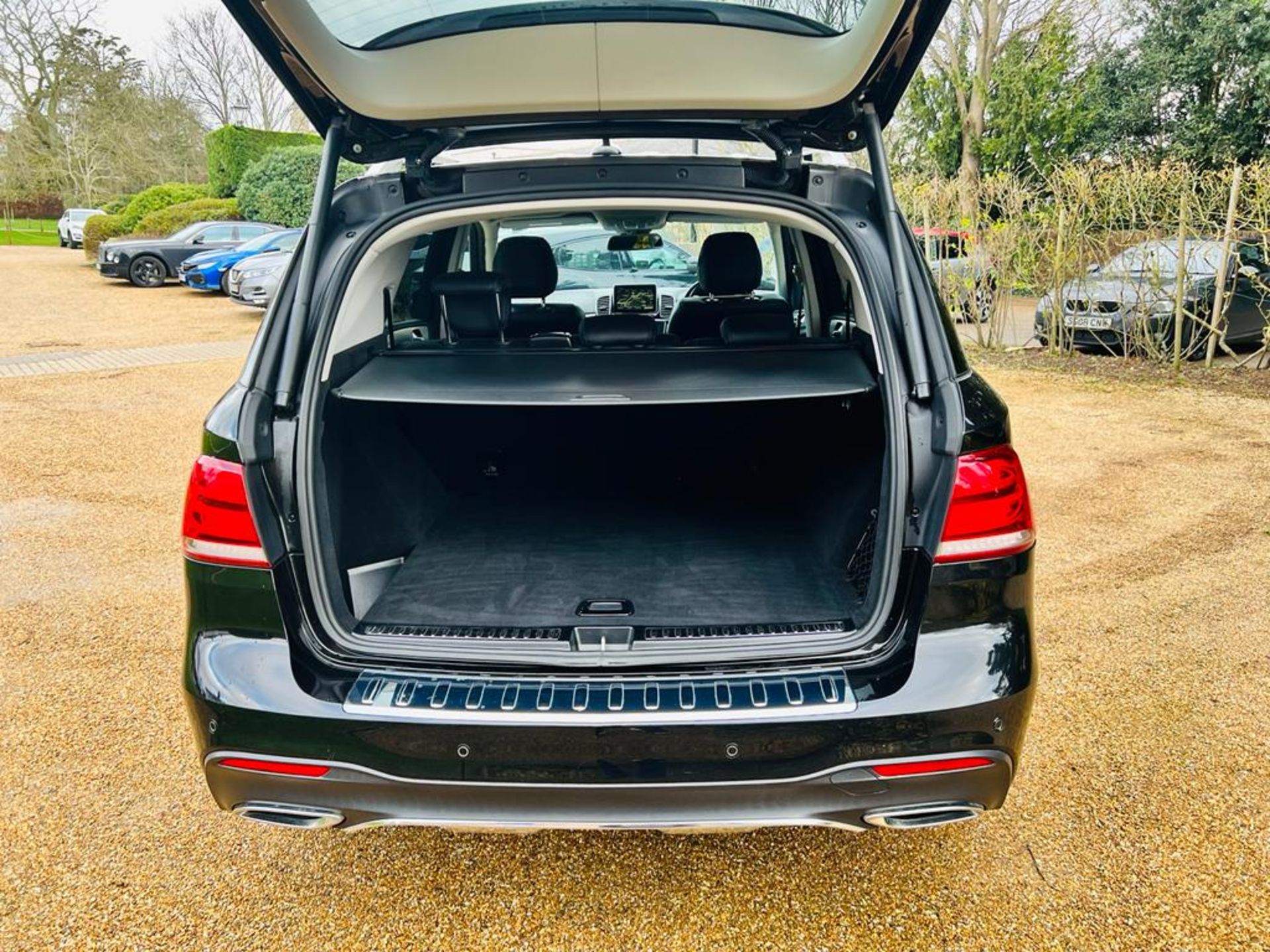 (RESERVE MET) Mercedes GLE 250D 4Matic AMG Line Auto - 2016 Model - Reversing Cam - Sat nav -Leather - Image 10 of 36