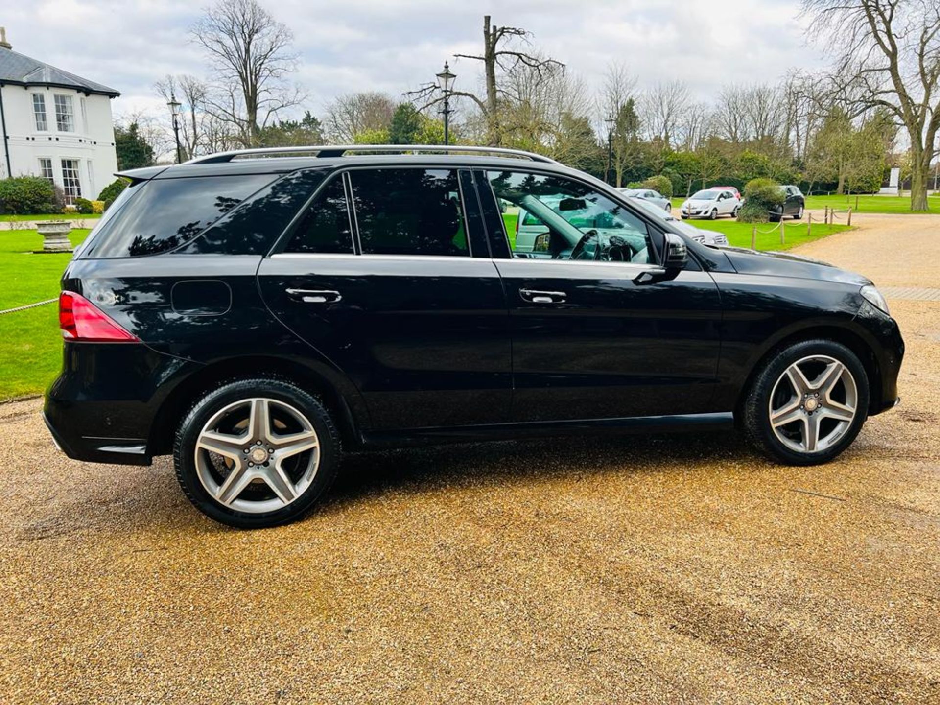 (RESERVE MET) Mercedes GLE 250D 4Matic AMG Line Auto - 2016 Model - Reversing Cam - Sat nav -Leather - Image 4 of 36