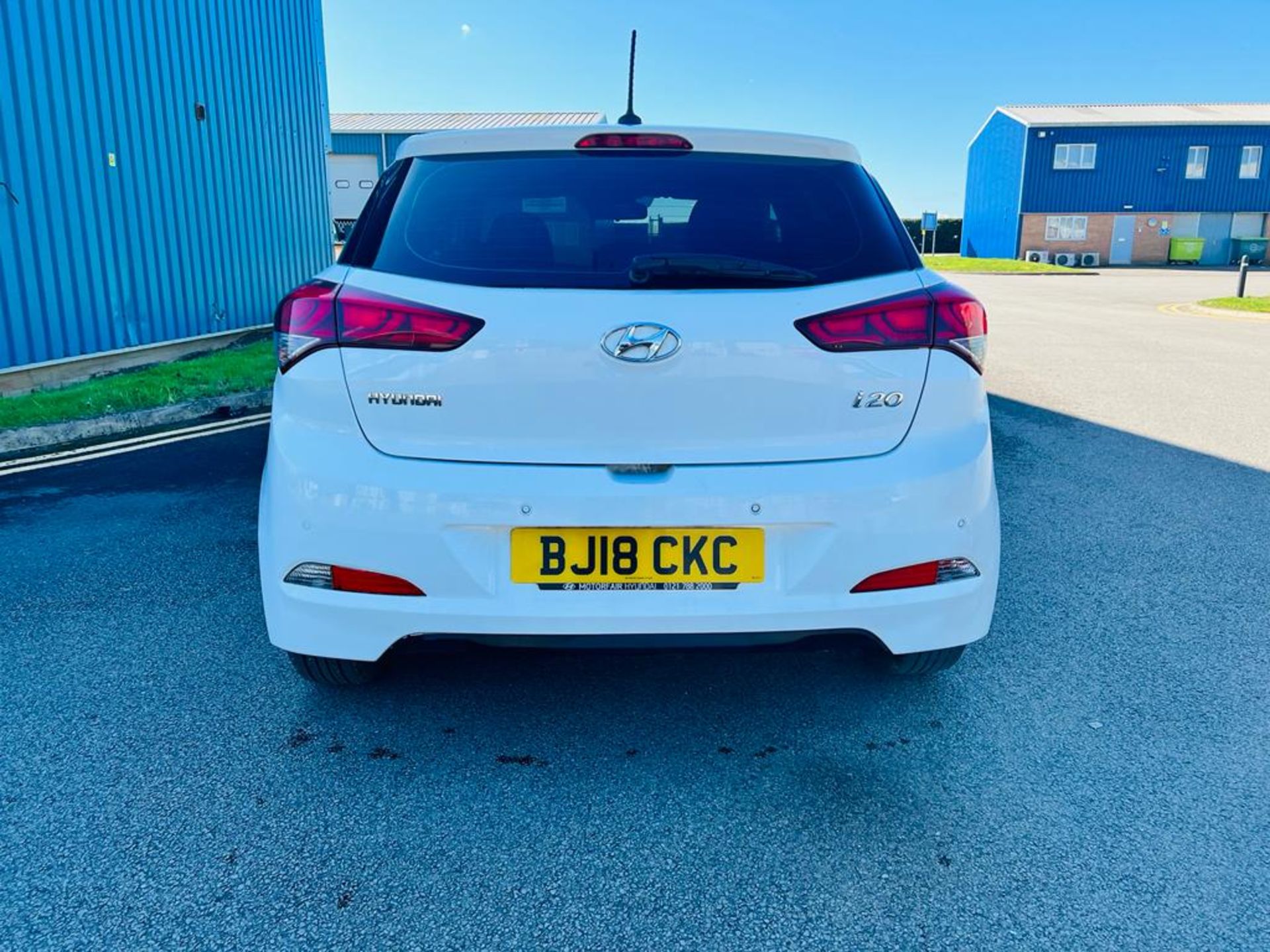 (RESERVE MET)Hyundai i20 1.4 CRDI 90 Special Equipped 2018 18 Reg - Euro 6 ULEZ Compliant - AIr Con - Image 6 of 20