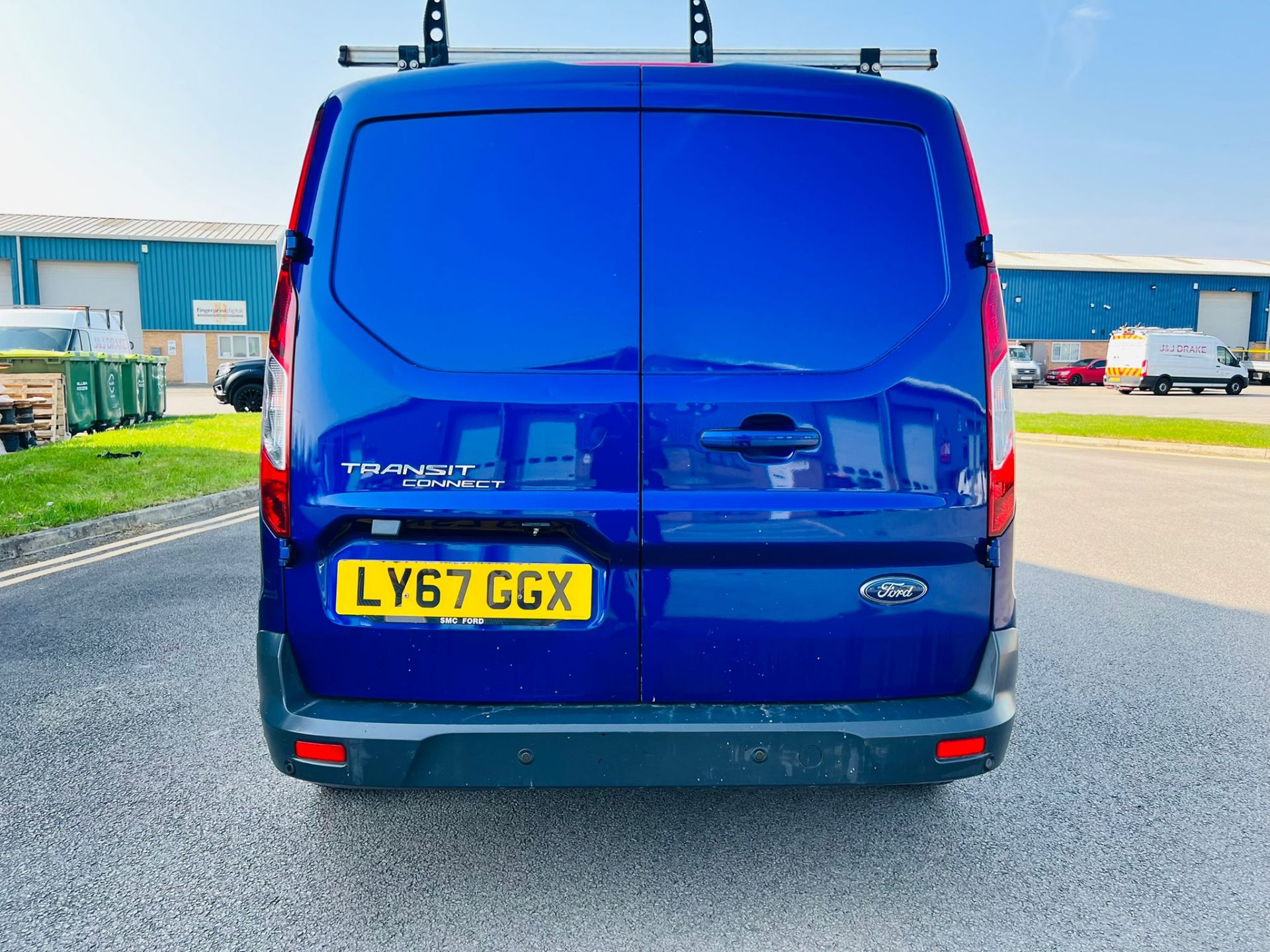 Ford Transit Connect 1.5 120ps Limited - 2018 Year - Euro 6 - ULEZ Complaint - Air con -Heated seats - Image 7 of 24