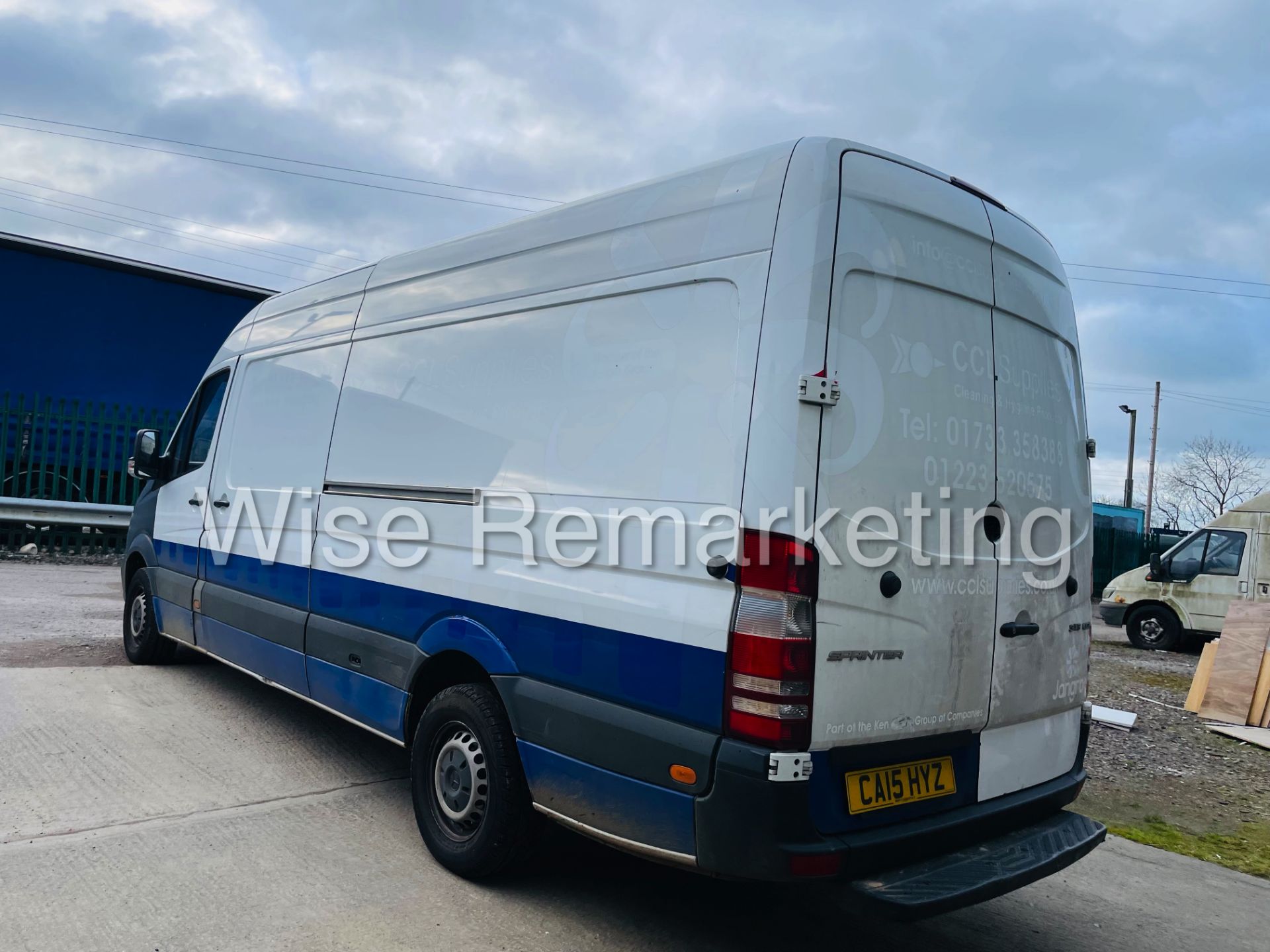 ON SALE - Mercedes-Benz Sprinter 313 Cdi *4.2 Meter LWB Hi-Roof* (2015) *3500 KG* (1 Owner) *NO VAT* - Image 10 of 35