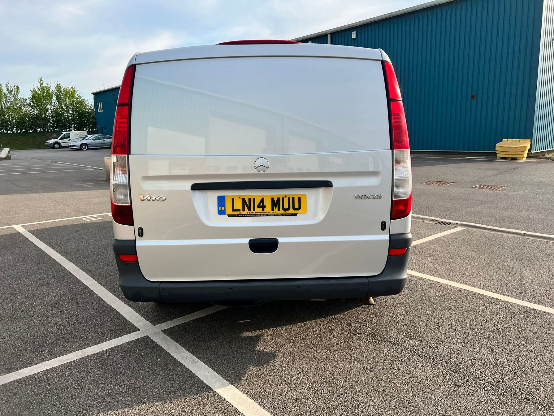 (RESERVE MET)Mercedes Vito 113 Dualiner/Crew Van - Air Con - 2014 14 REG -1 Owner From New - New mot - Image 6 of 24