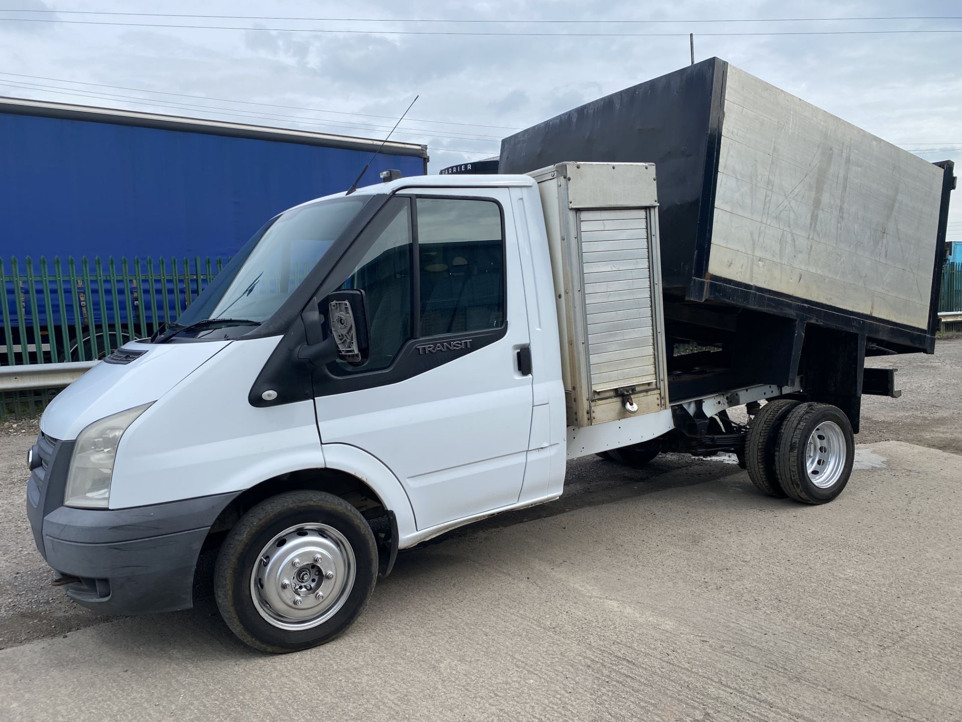 (Reserve Met) Ford Transit 2.2Tdci (125psi) T350 Tipper Truck -12 Reg - High Sides- Twin Rear Wheels - Image 4 of 15