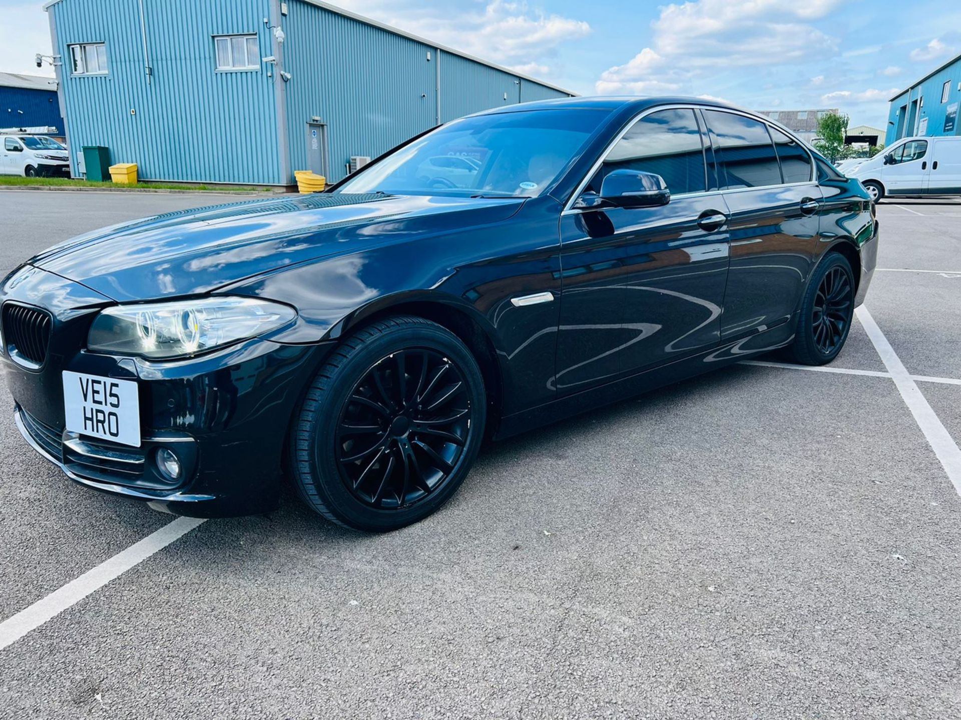 (Reserve Met) BMW 520d LUXURY EDTION STEP AUTO BLACK (190 BHP ) 2015 -15REG - SAT NAV -AIR CON - - Image 2 of 23