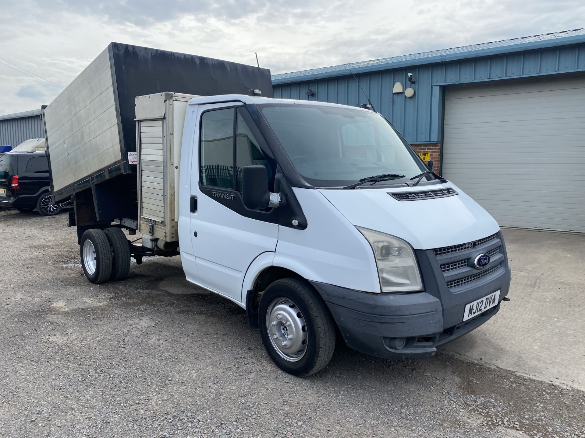(Reserve Met) Ford Transit 2.2Tdci (125psi) T350 Tipper Truck -12 Reg - High Sides- Twin Rear Wheels - Image 2 of 15