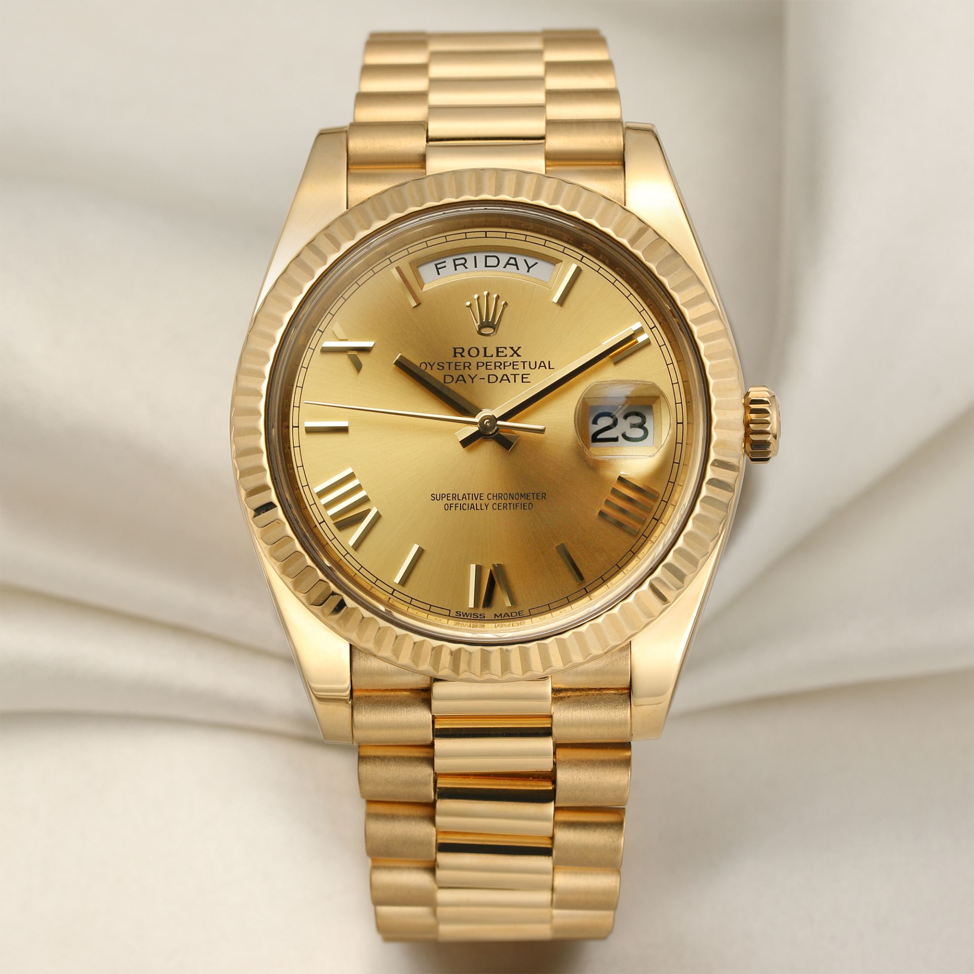 Rolex Day-Date 40mm *18ct Gold* (2022 Brand New / Unworn) *Champagne Dial - President Bracelet*
