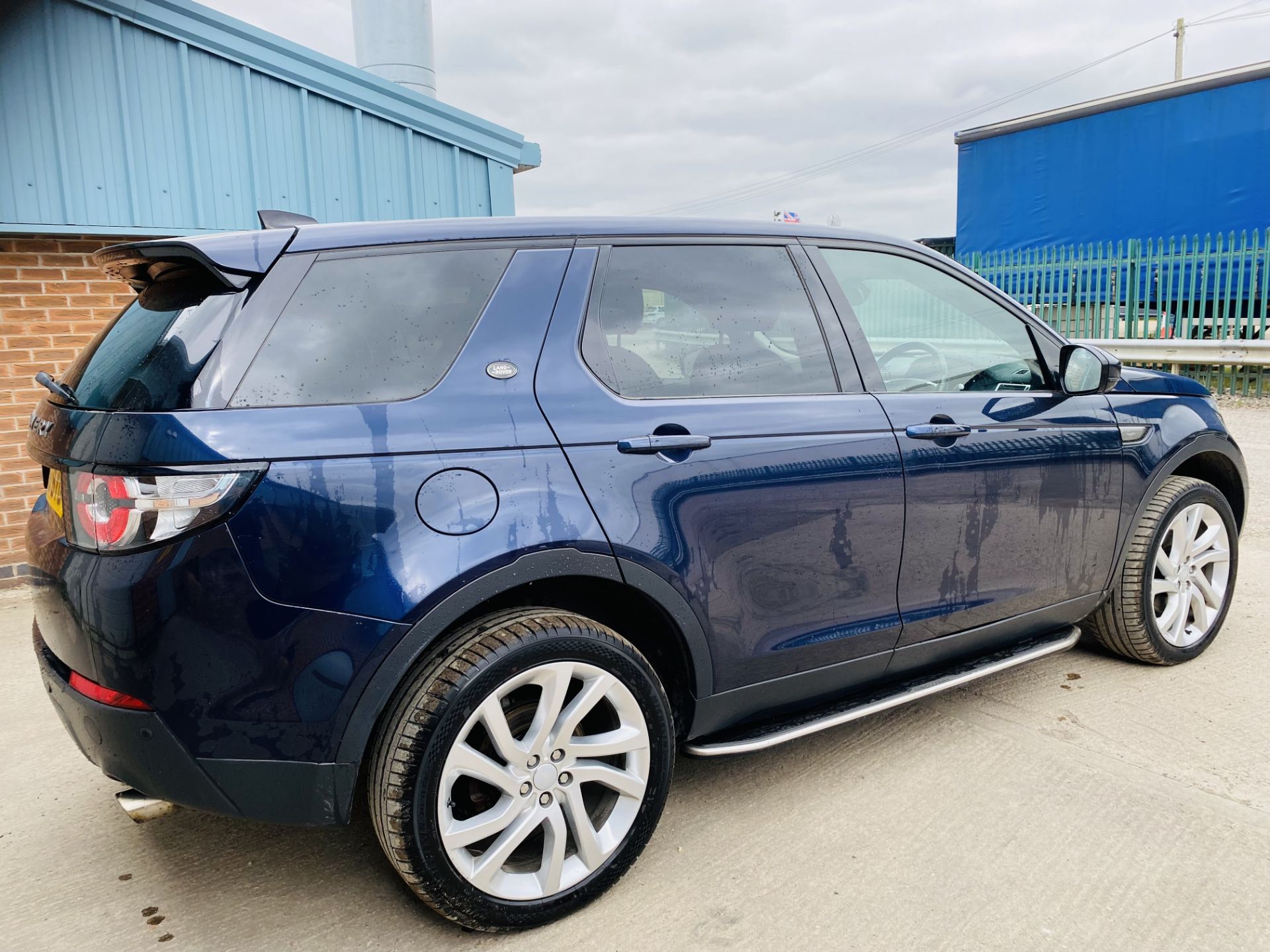 (Reserve Met) Landrover Discovery Sport "SE TECH" TD4 Auto (180) 7 Seater 2017 Model - Huge Spec - Image 8 of 28